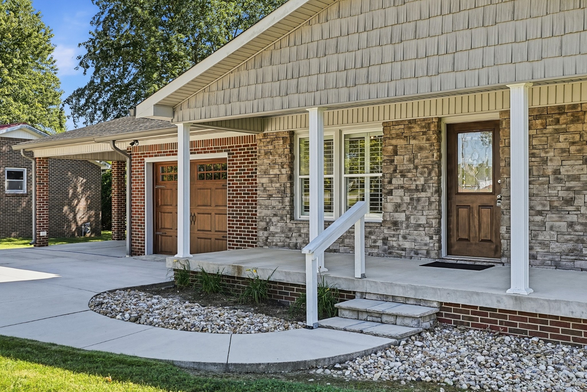 579 Pack Cir Property Photo 4