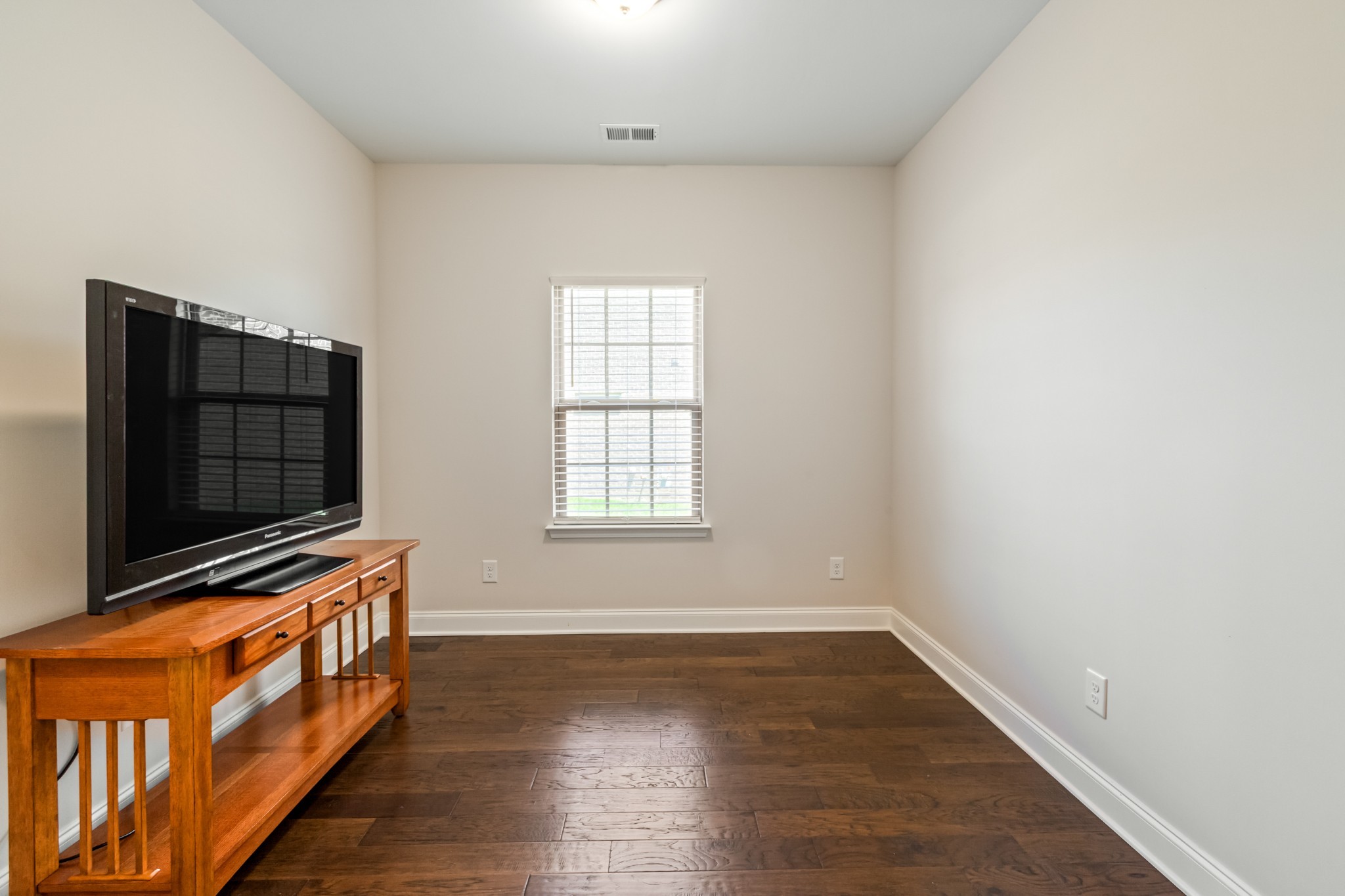 867 Meadowcrest Way Property Photo 19