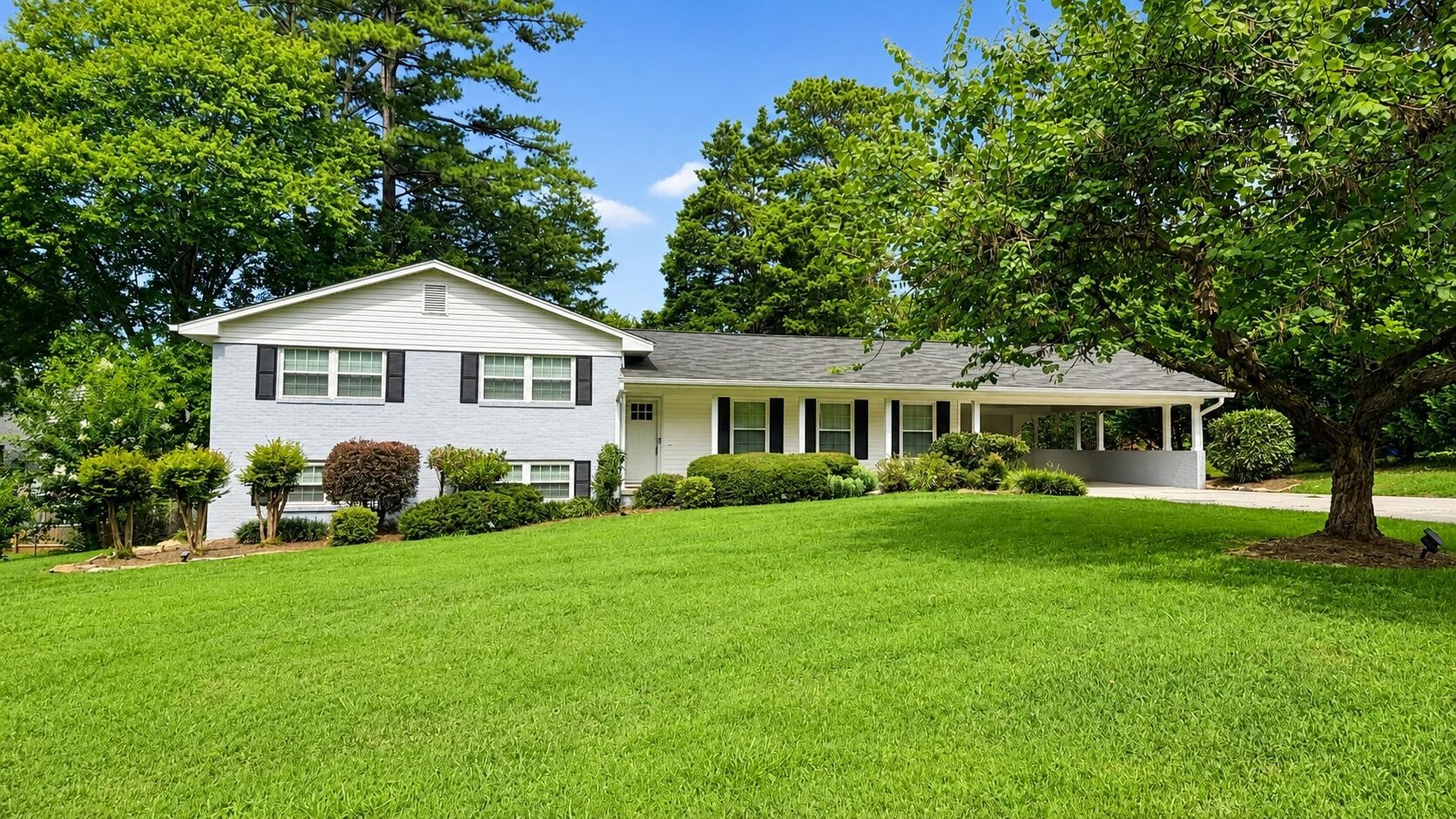 3005 Oakland Drive, NW