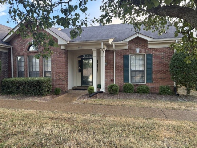 8709 Sawyer Brown Rd Property Photo 1