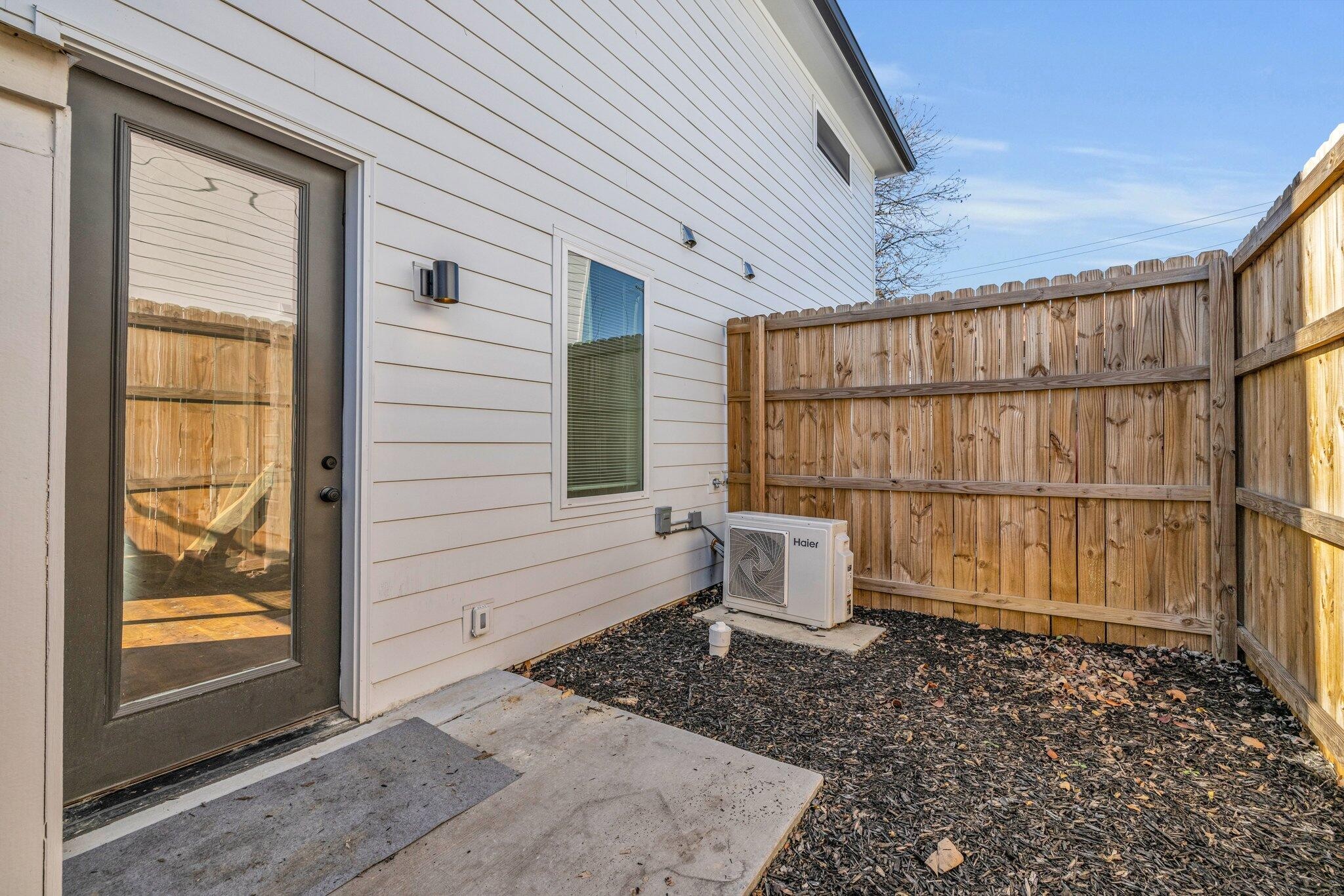 15001502 E 13th Street Property Photo 21