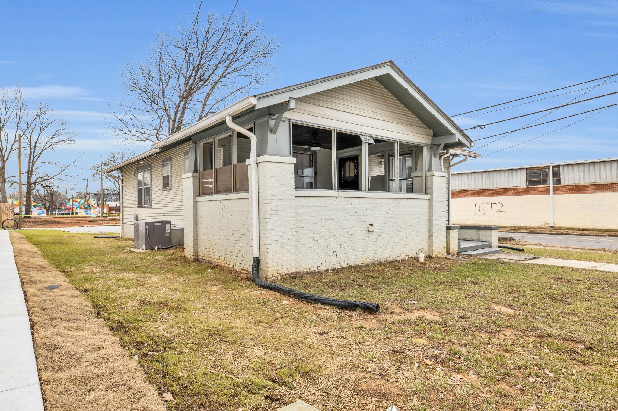 15001502 E 13th Street Property Photo 27