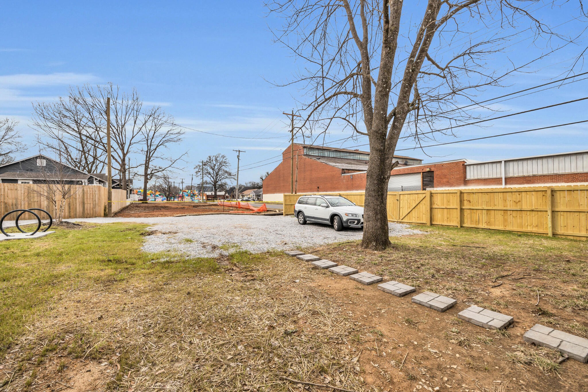 15001502 E 13th Street Property Photo 33