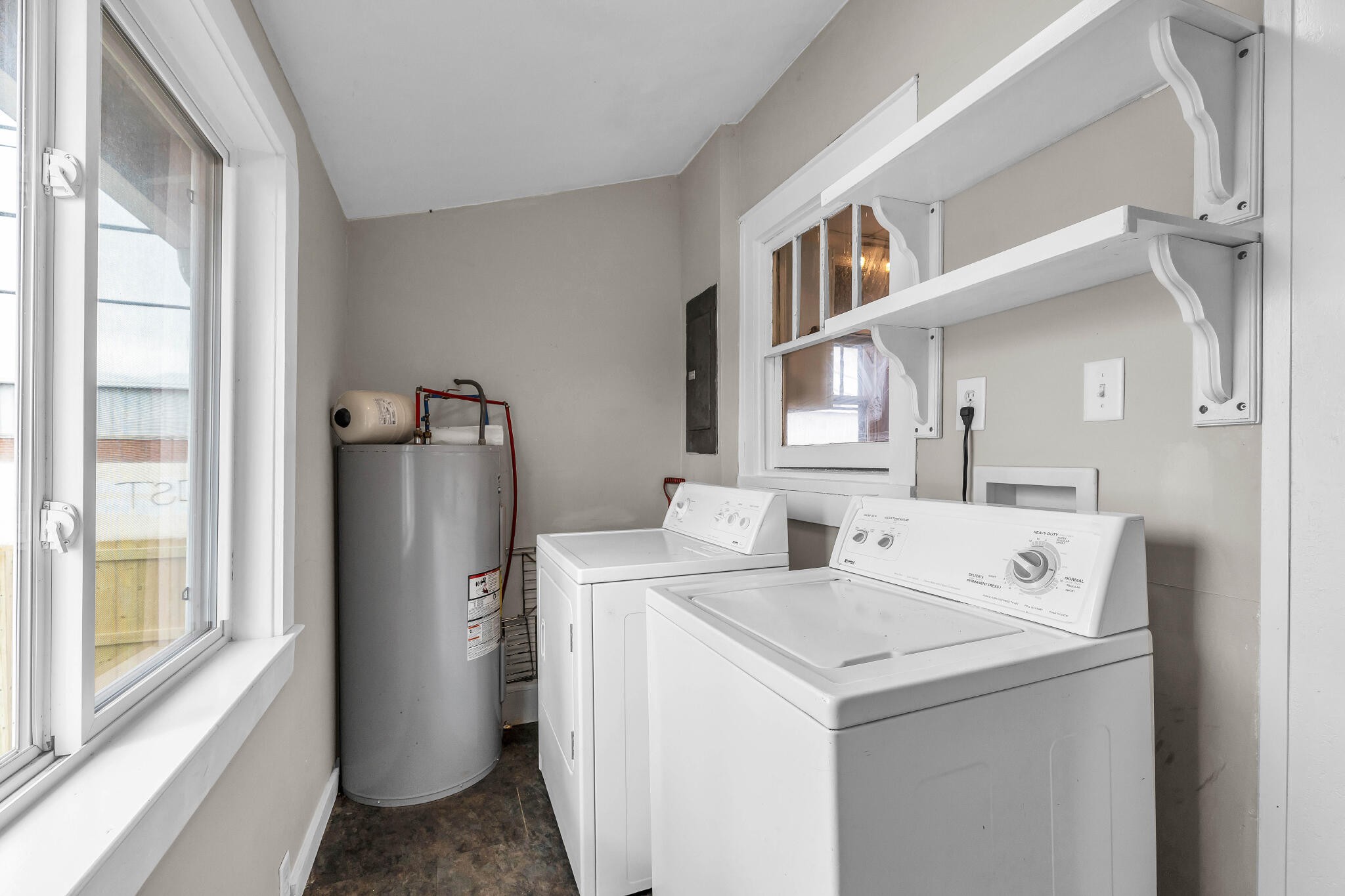15001502 E 13th Street Property Photo 48