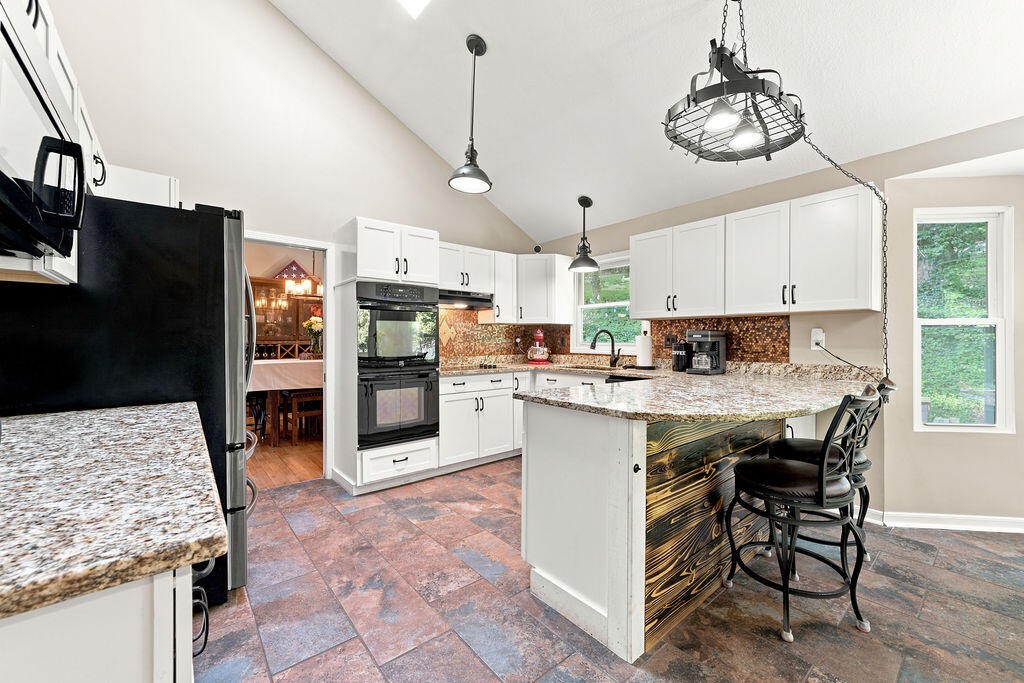 9302 Rockshire Lane Property Photo 13