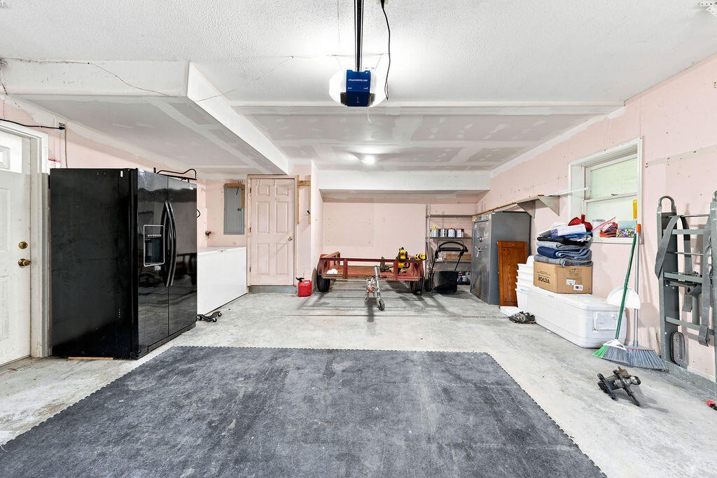 9302 Rockshire Lane Property Photo 33