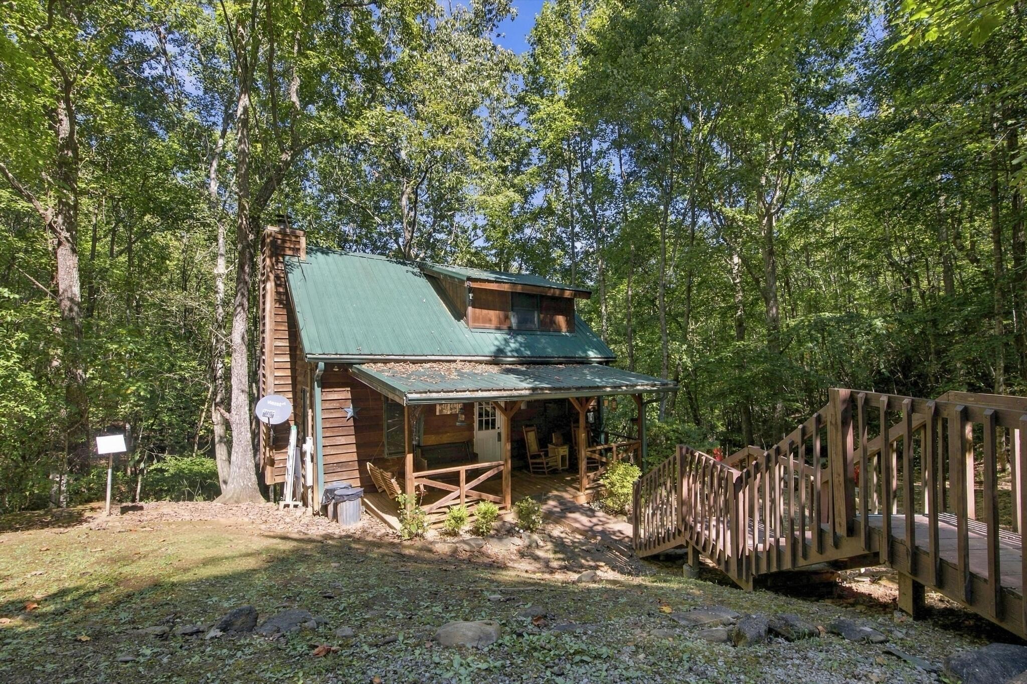 884 Ducks Nest Road Property Photo 2