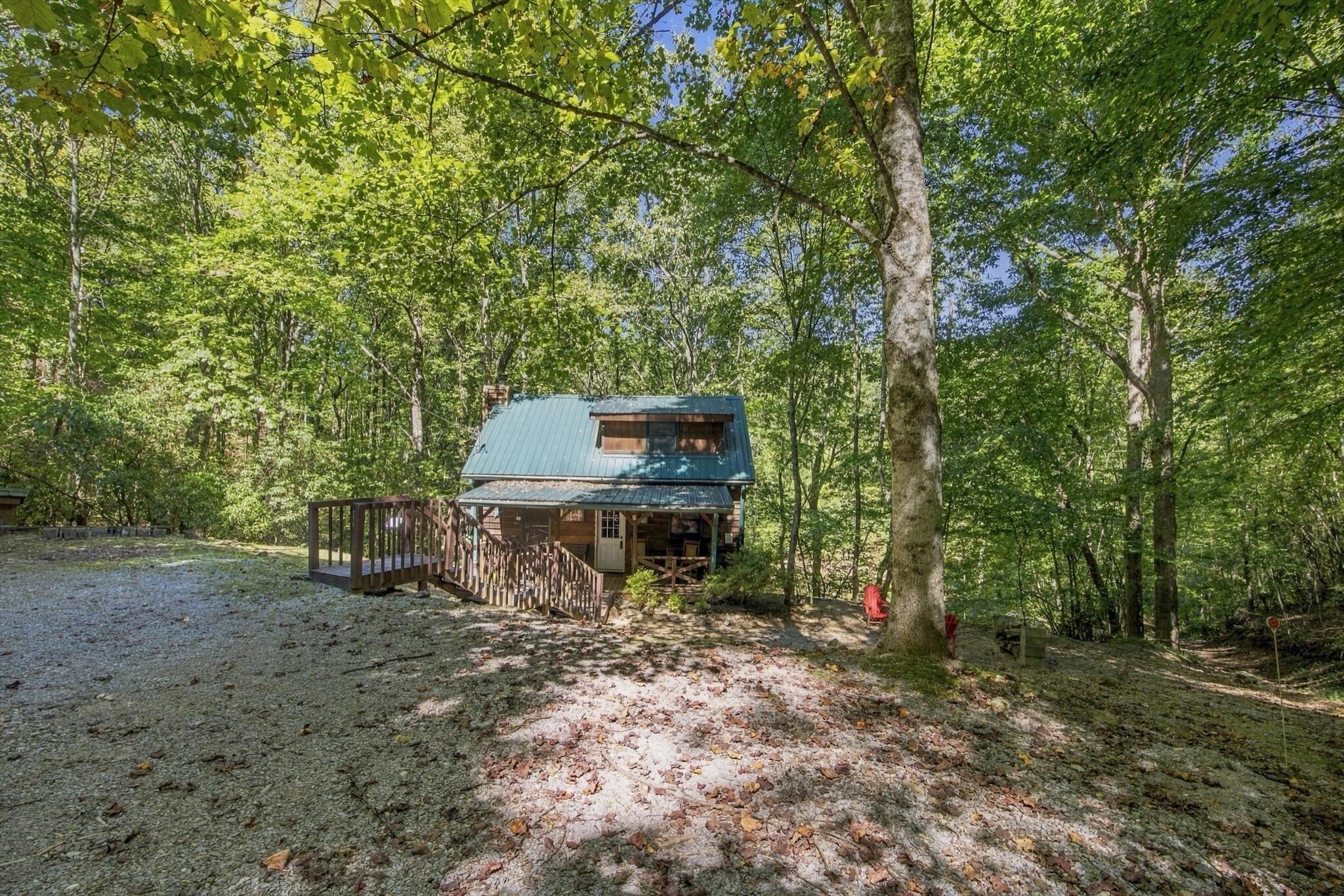 884 Ducks Nest Road Property Photo 5