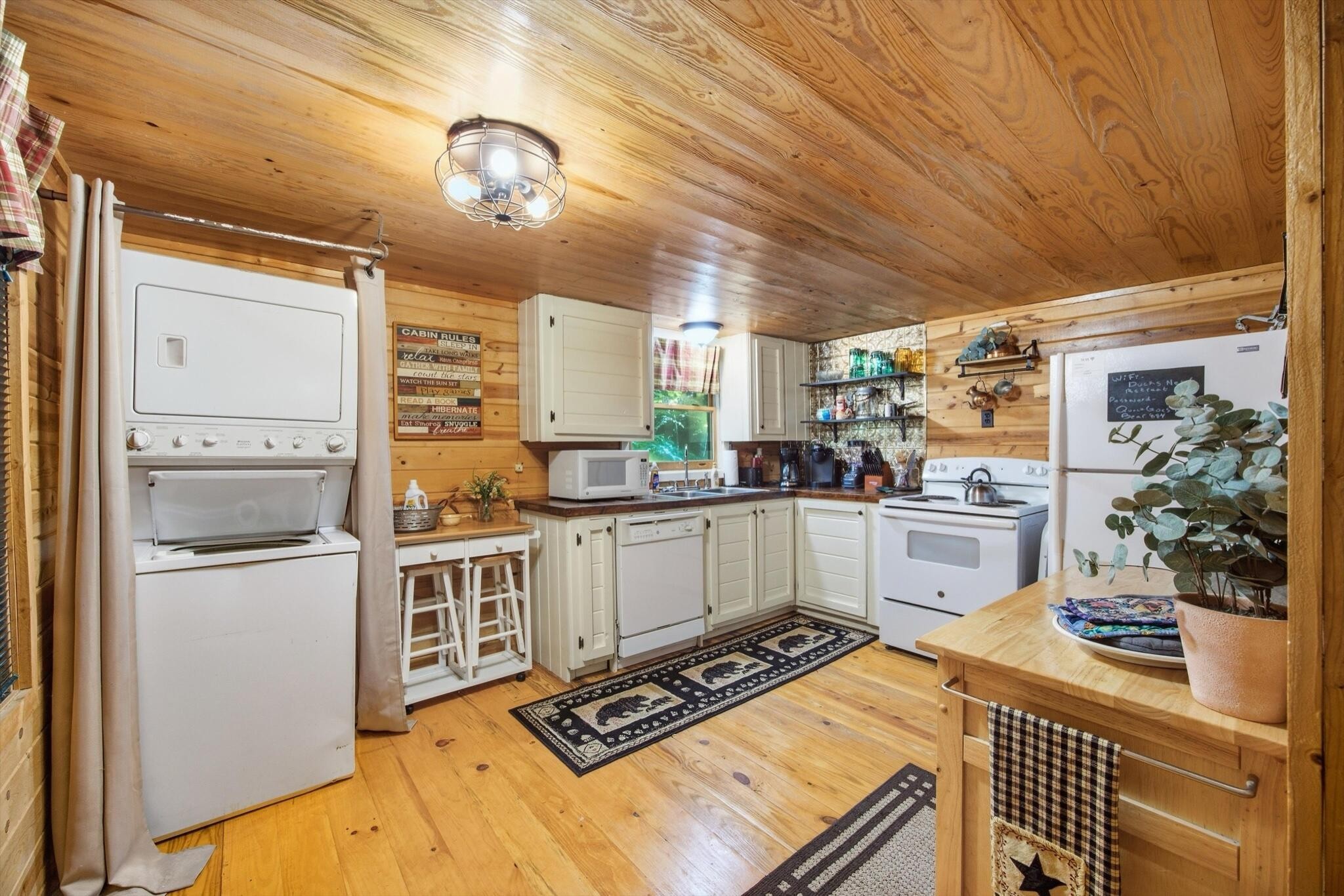 884 Ducks Nest Road Property Photo 13