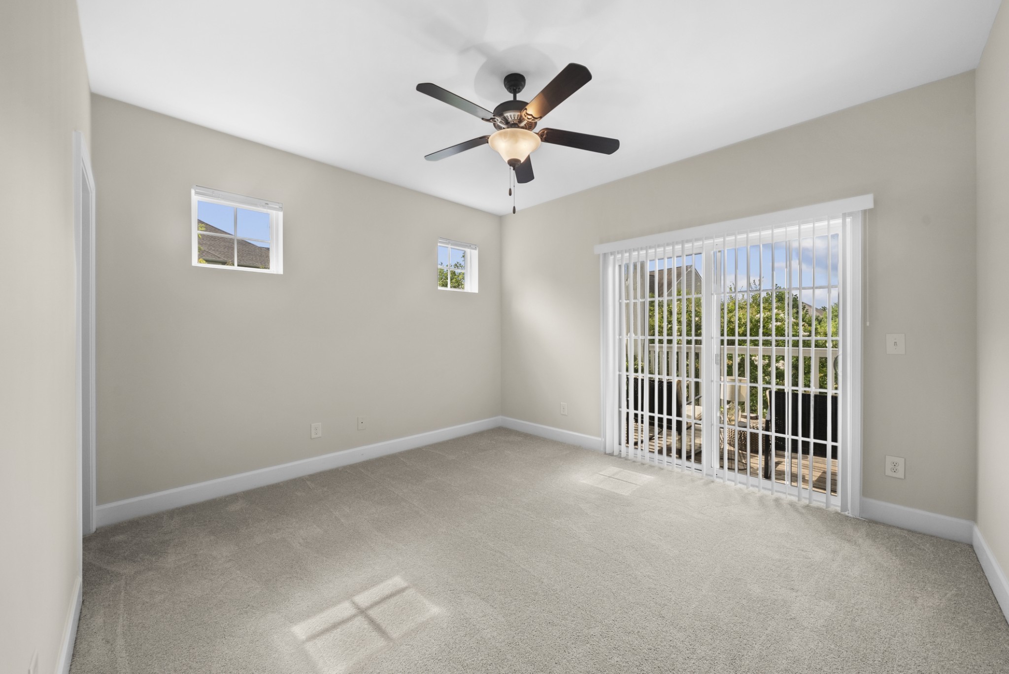 8205 Lenox Creekside Dr Property Photo 12
