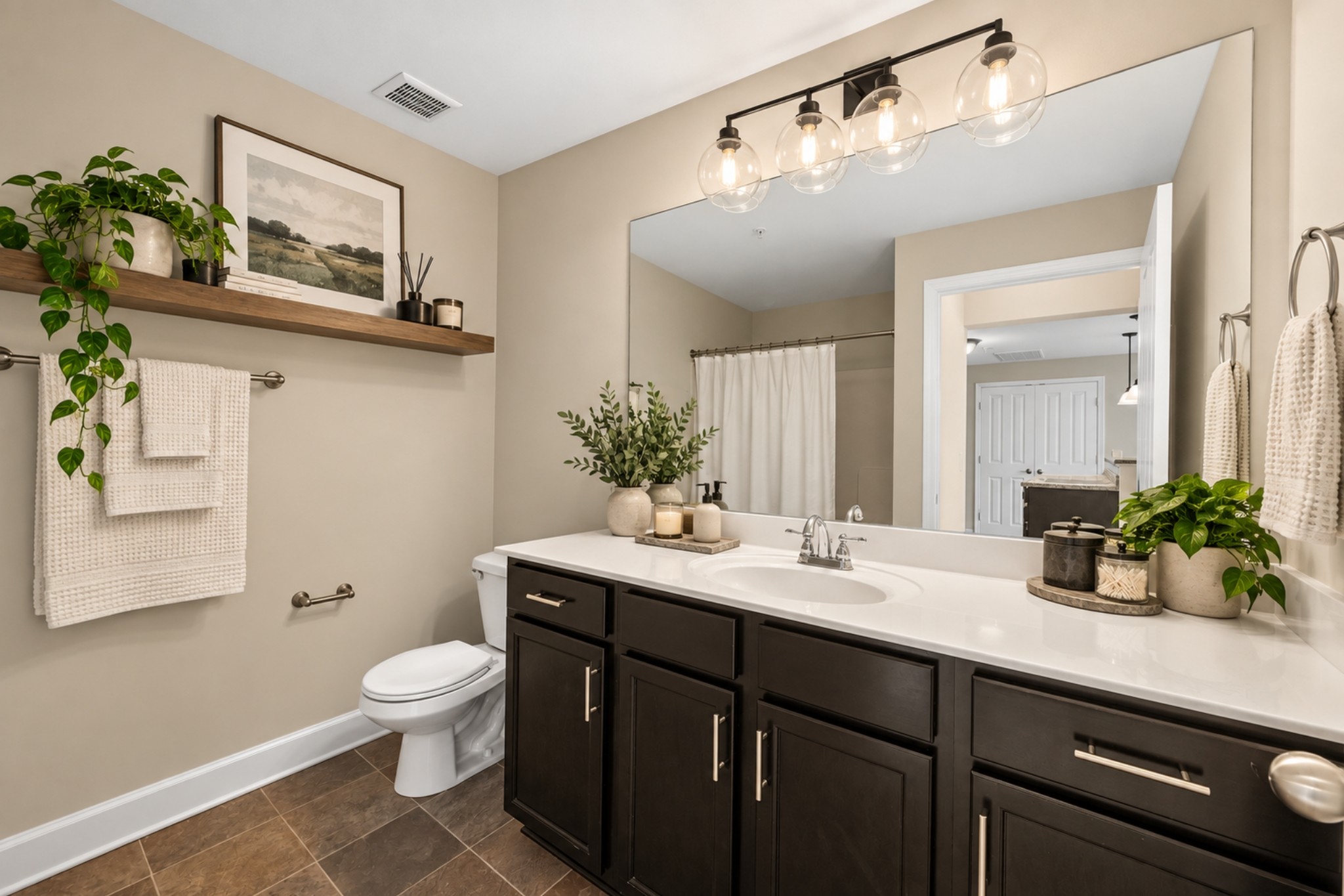 8205 Lenox Creekside Dr Property Photo 17