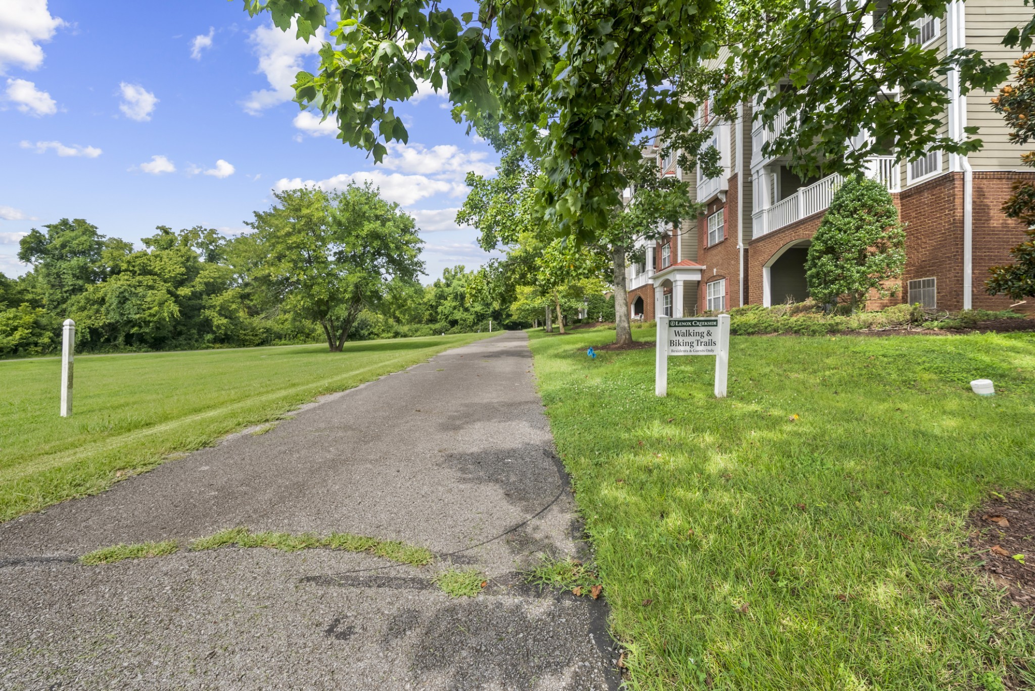 8205 Lenox Creekside Dr Property Photo 31