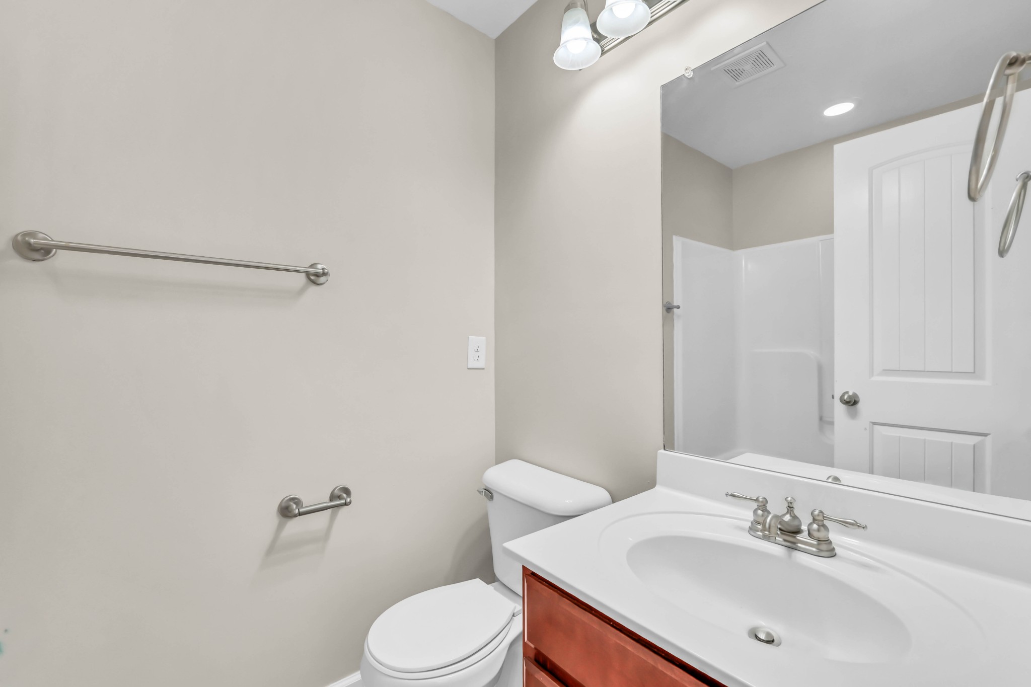 1061/2 Riverview Dr Property Photo 14