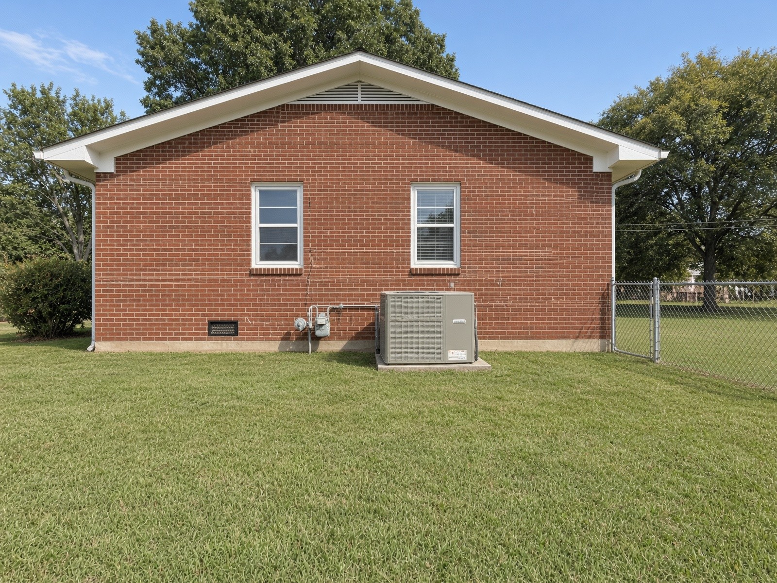 212 Porter Cir Property Photo 45