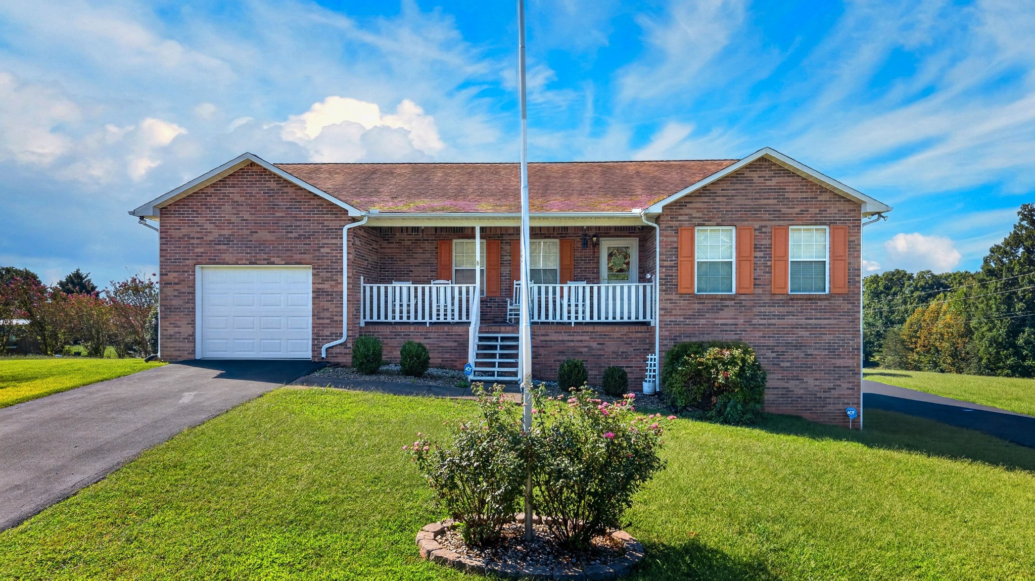 664 Keene Cir Property Photo 1