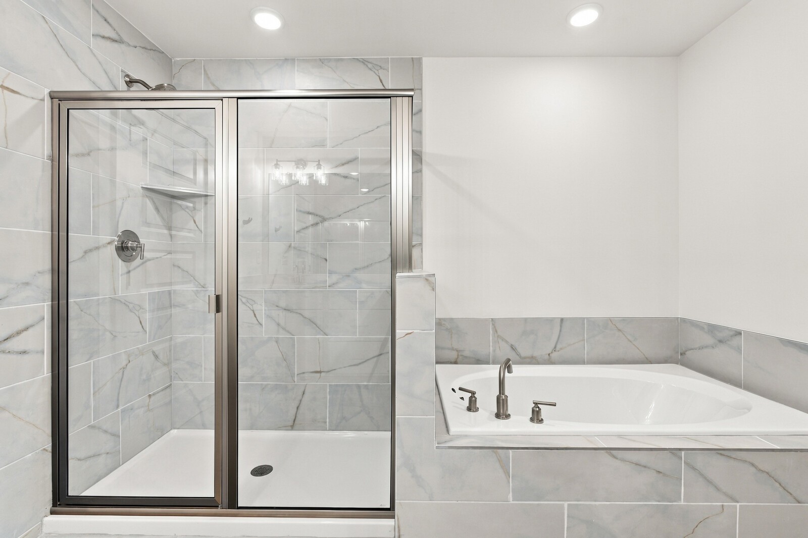 8204 Netterfield Drive Property Photo 15