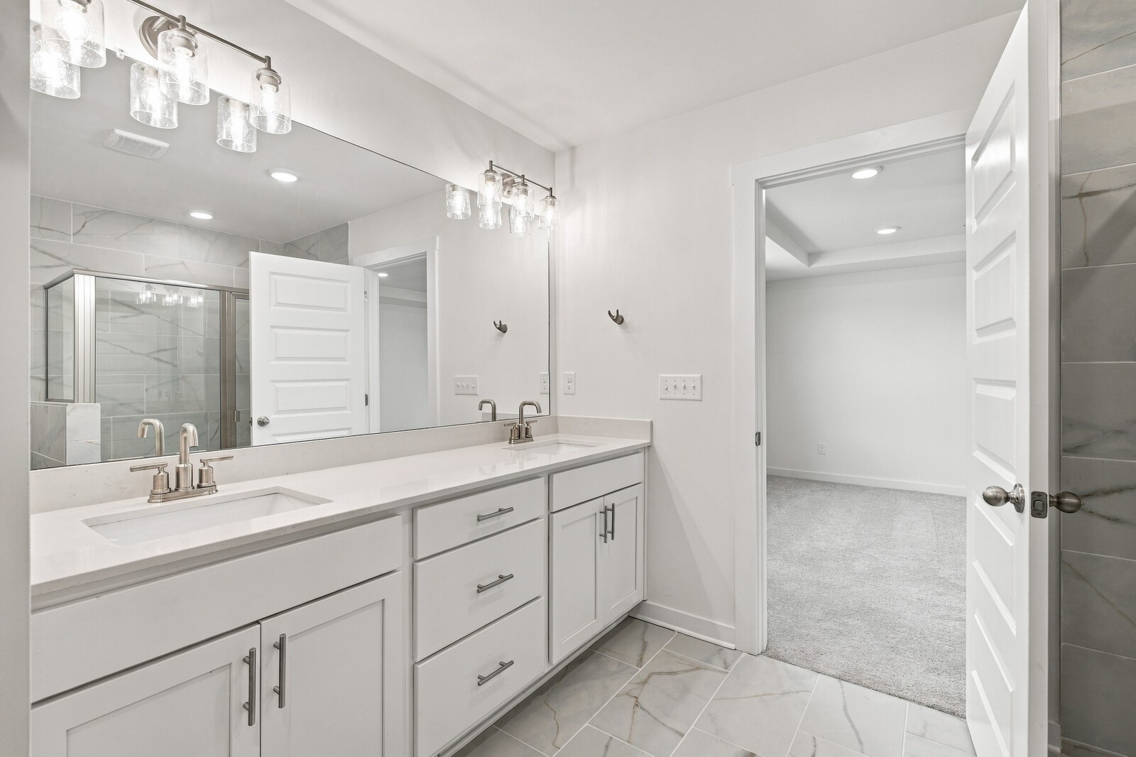 8204 Netterfield Drive Property Photo 17