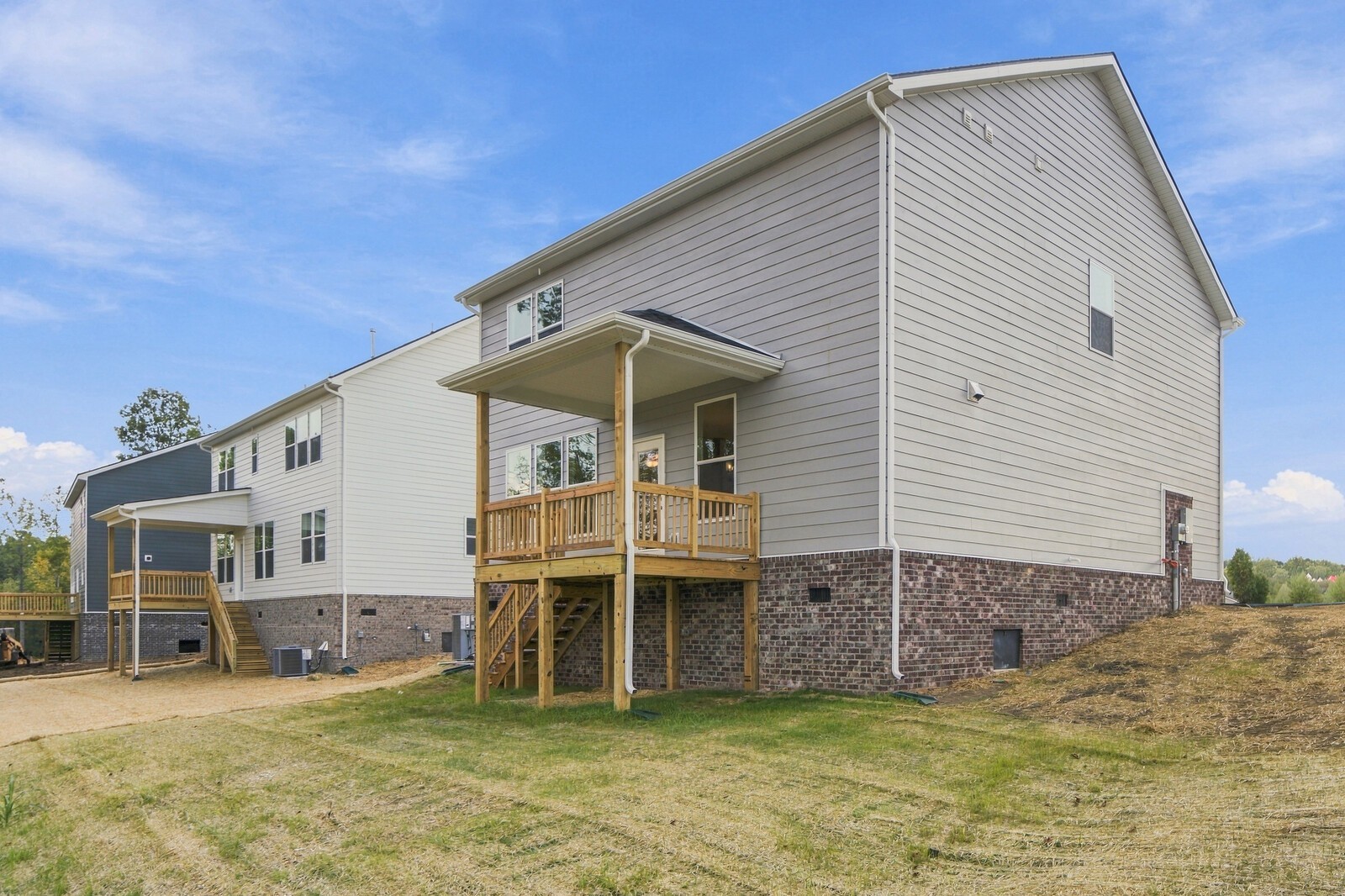 8204 Netterfield Drive Property Photo 36