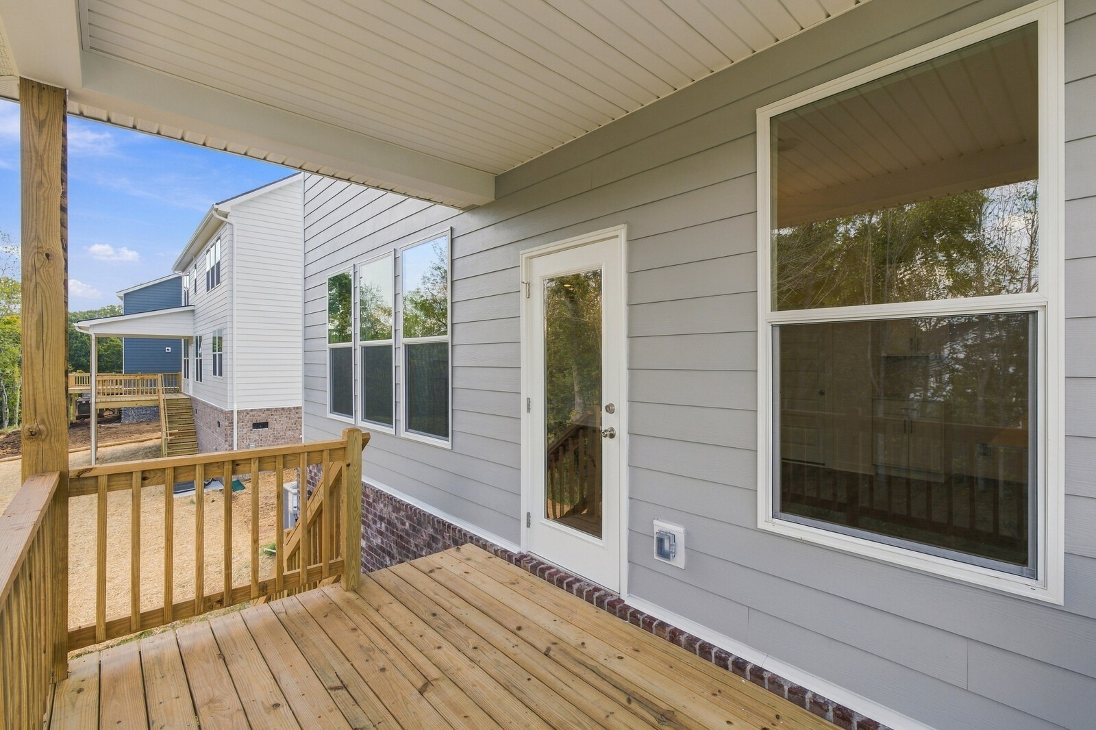 8204 Netterfield Drive Property Photo 39