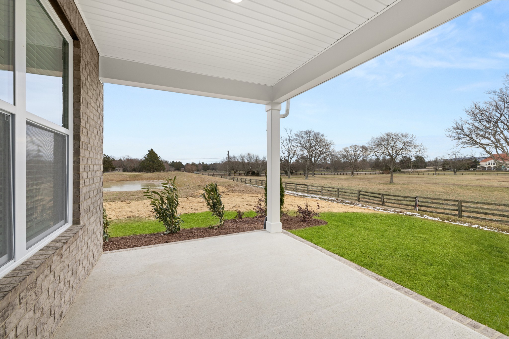 946 Laurel Drive Property Photo 17