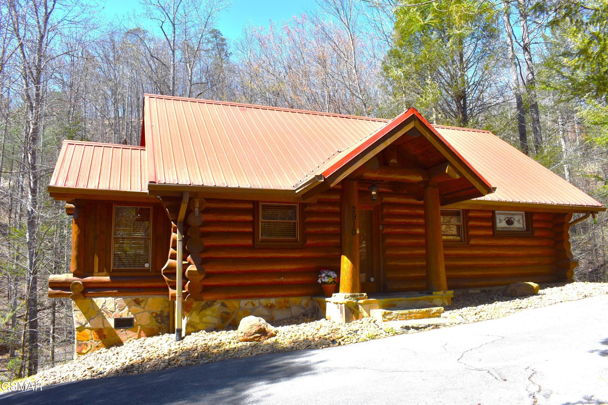 2910 Piney Ridge Way Property Photo 1