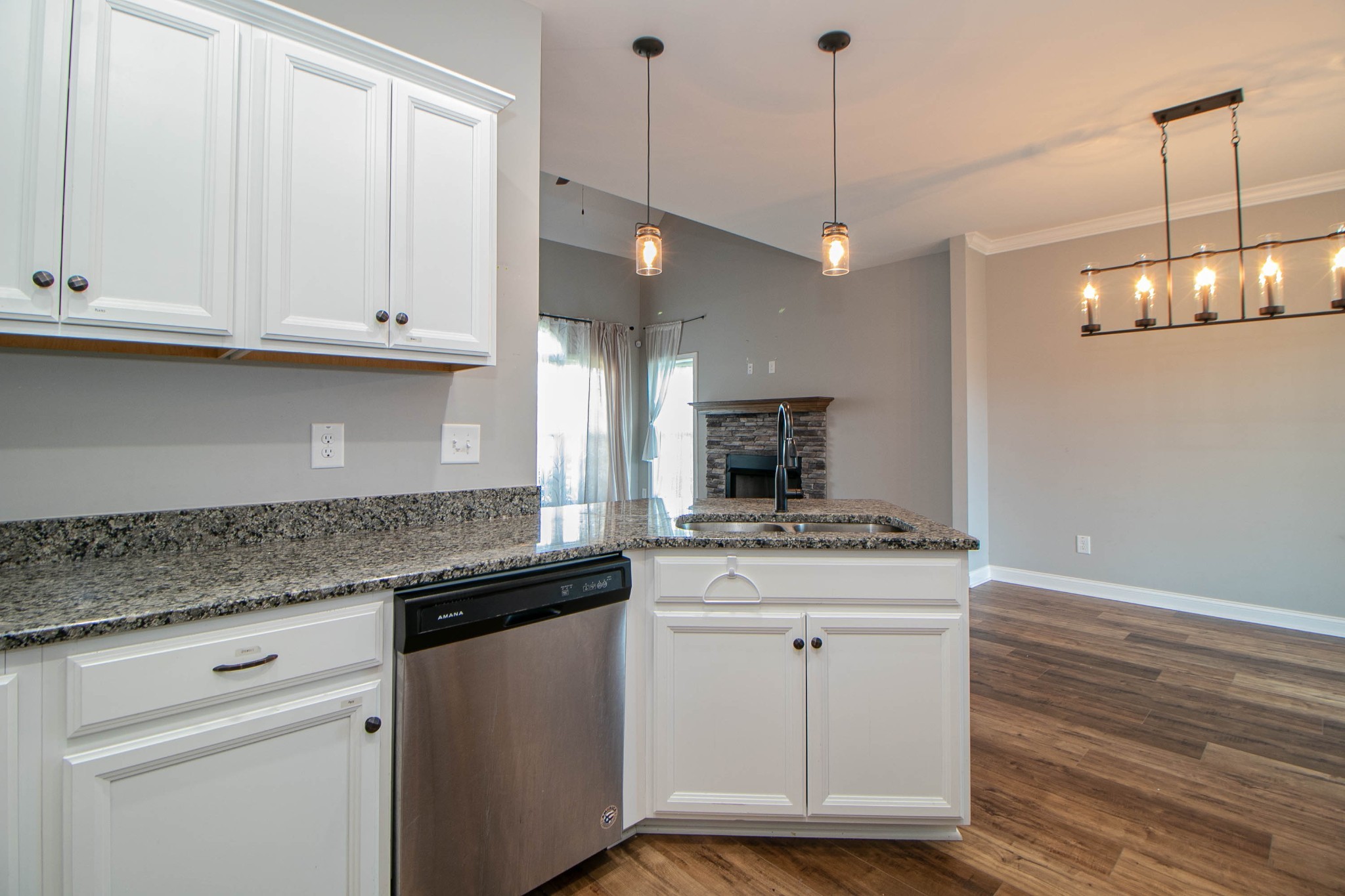 3300 Twelve Oaks Blvd Property Photo 10