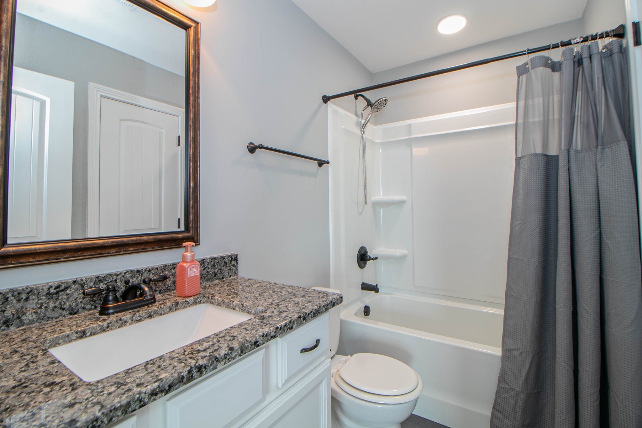 3300 Twelve Oaks Blvd Property Photo 29