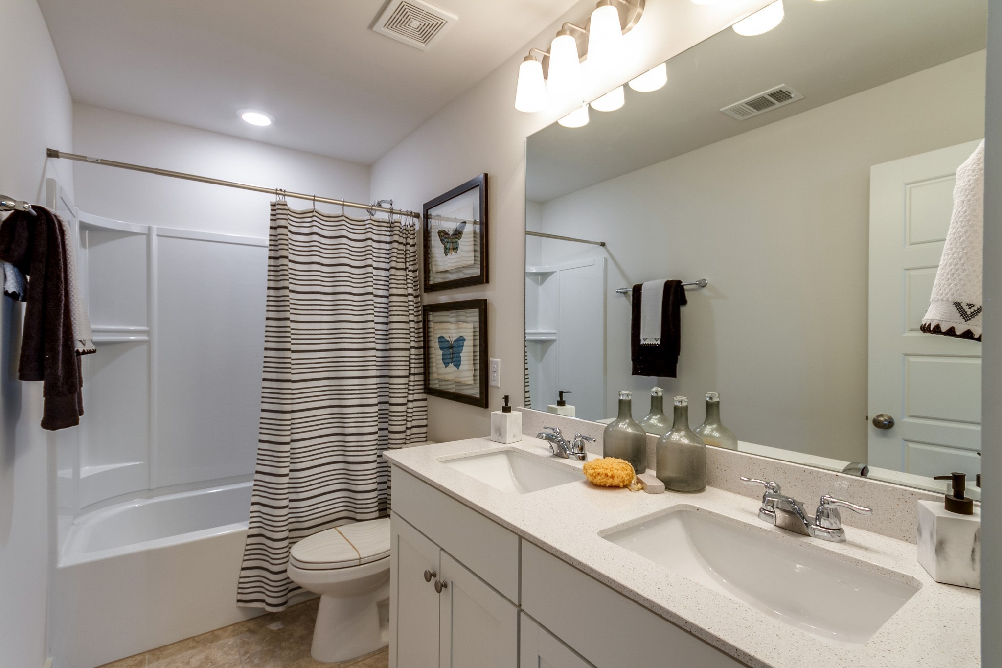 588 Foxglove Lane Property Photo 31