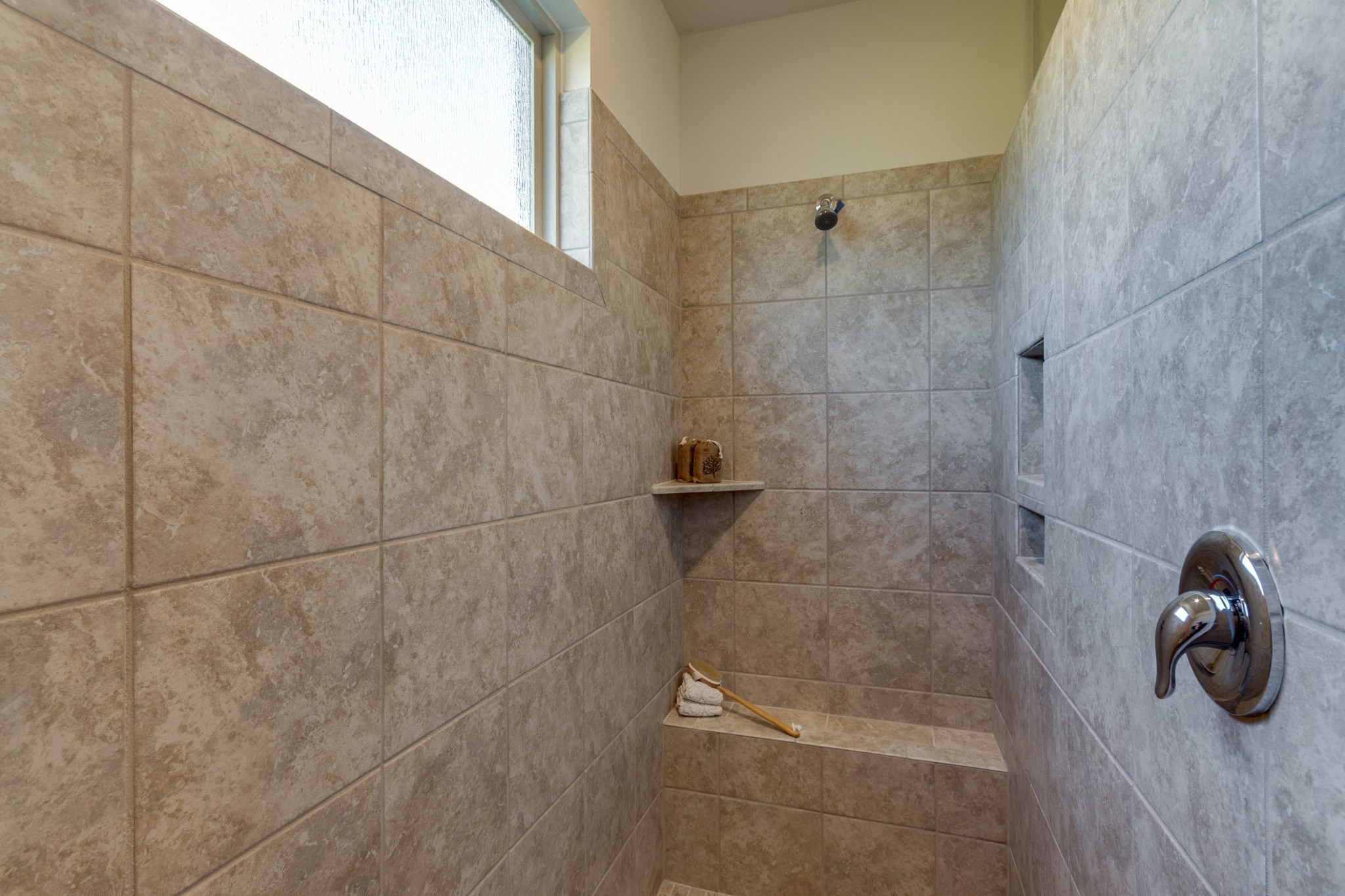 588 Foxglove Lane Property Photo 32