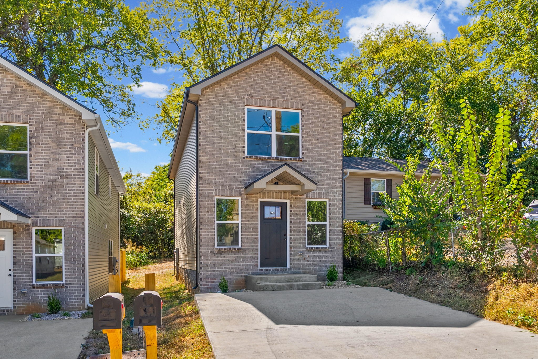 1210 Cedar St Property Photo 1
