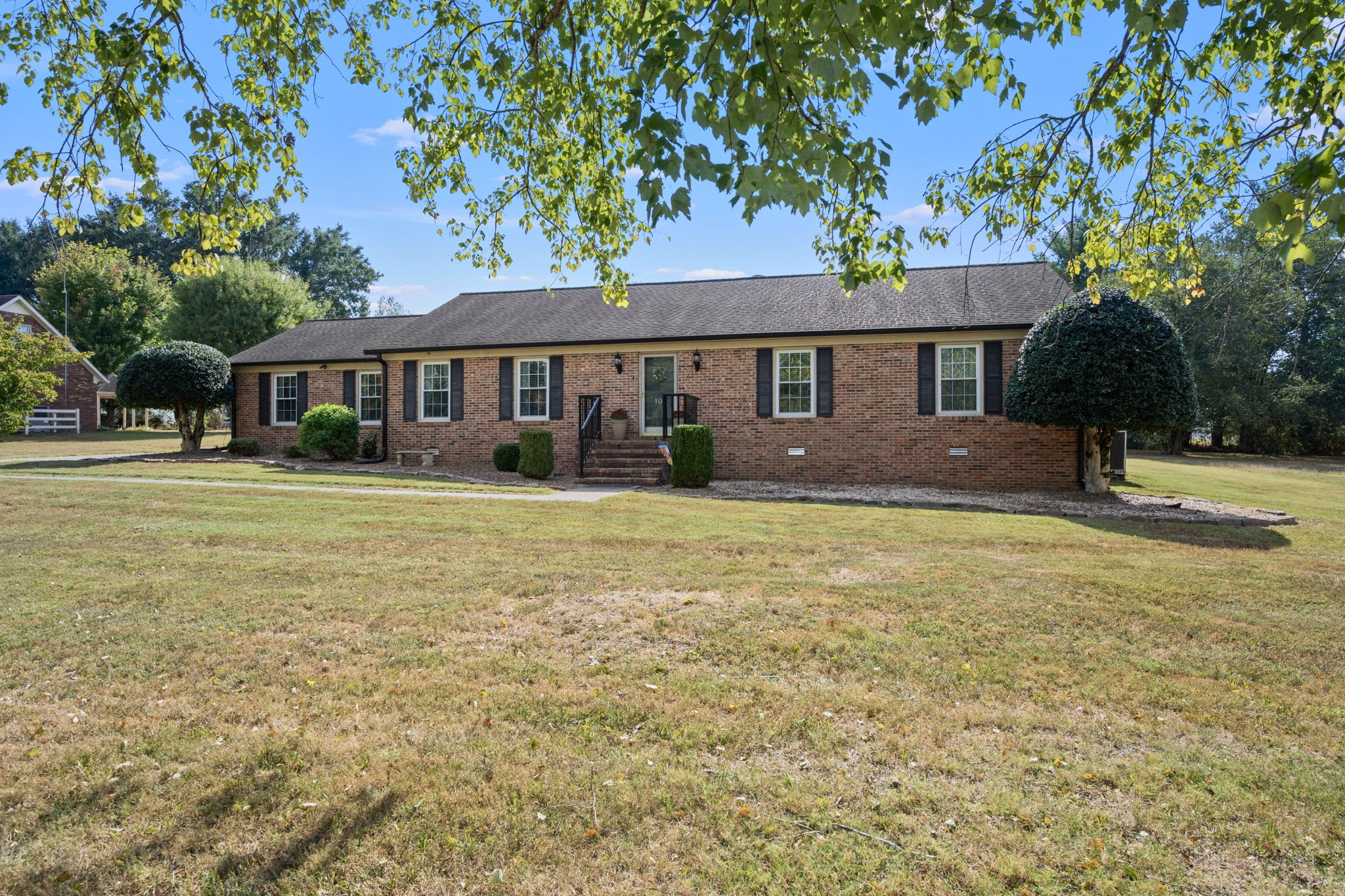 100 Cardinal Hill Rd Property Photo 4