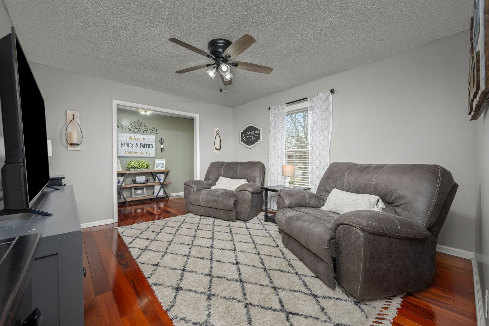 100 Cardinal Hill Rd Property Photo 17