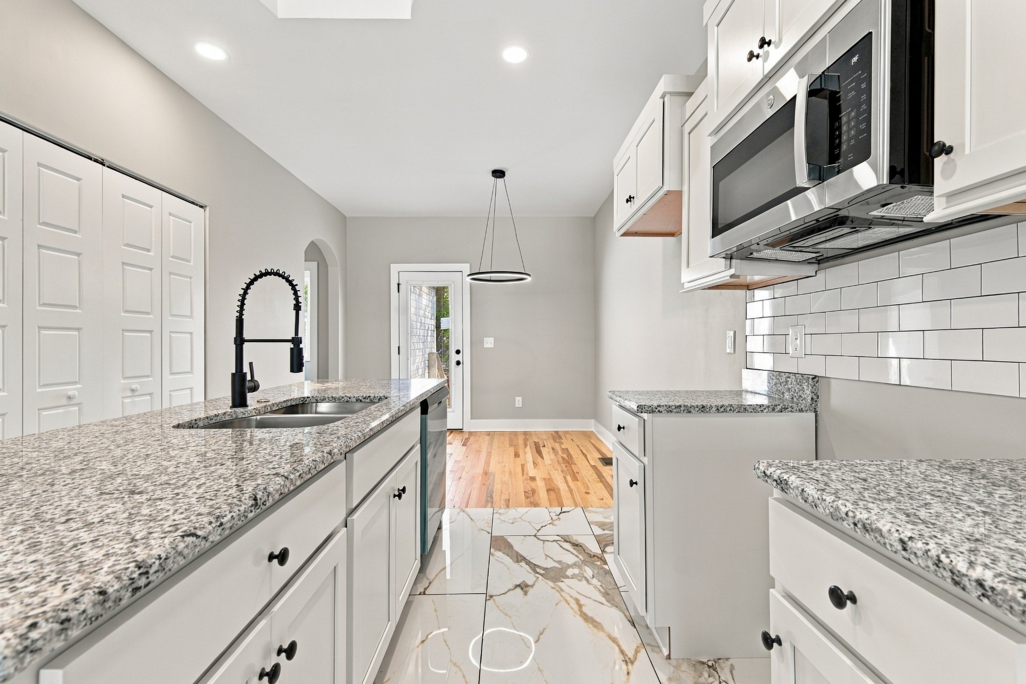 1403 Mohawk Trl Property Photo 6