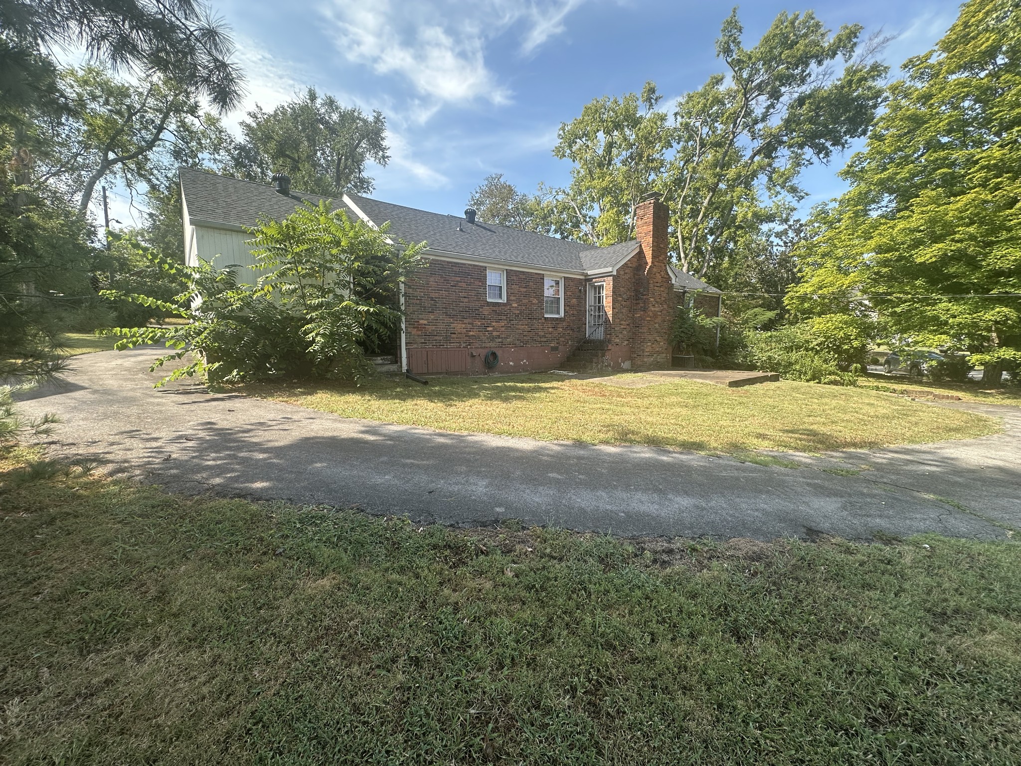 910 Audubon Rd Property Photo 6