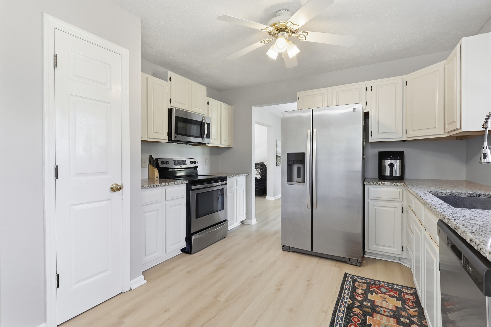 5072 Porter Ct Property Photo 13