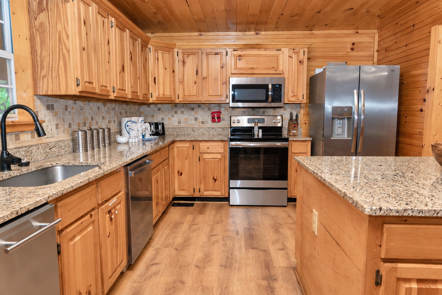 2116 Ridgecrest Loop Ln Property Photo 8