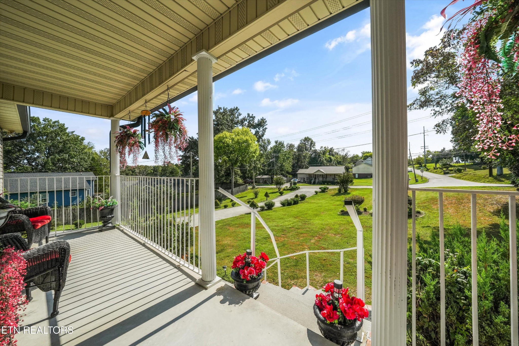2812 Glenpark Rd Property Photo 2