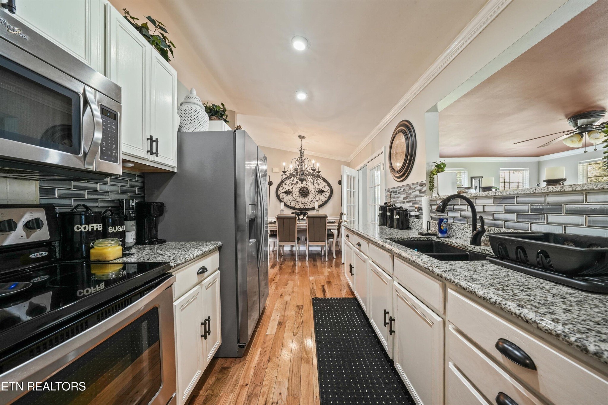 2812 Glenpark Rd Property Photo 12