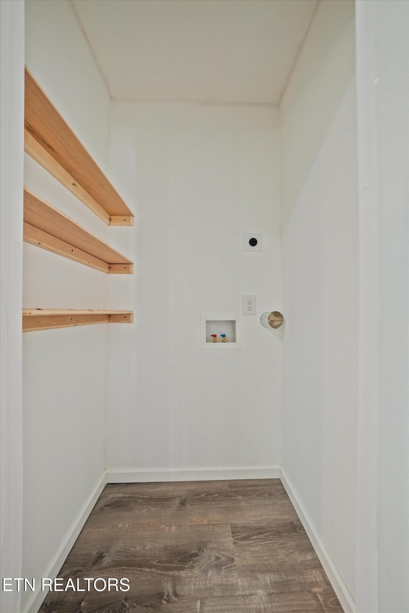 2812 Glenpark Rd Property Photo 37