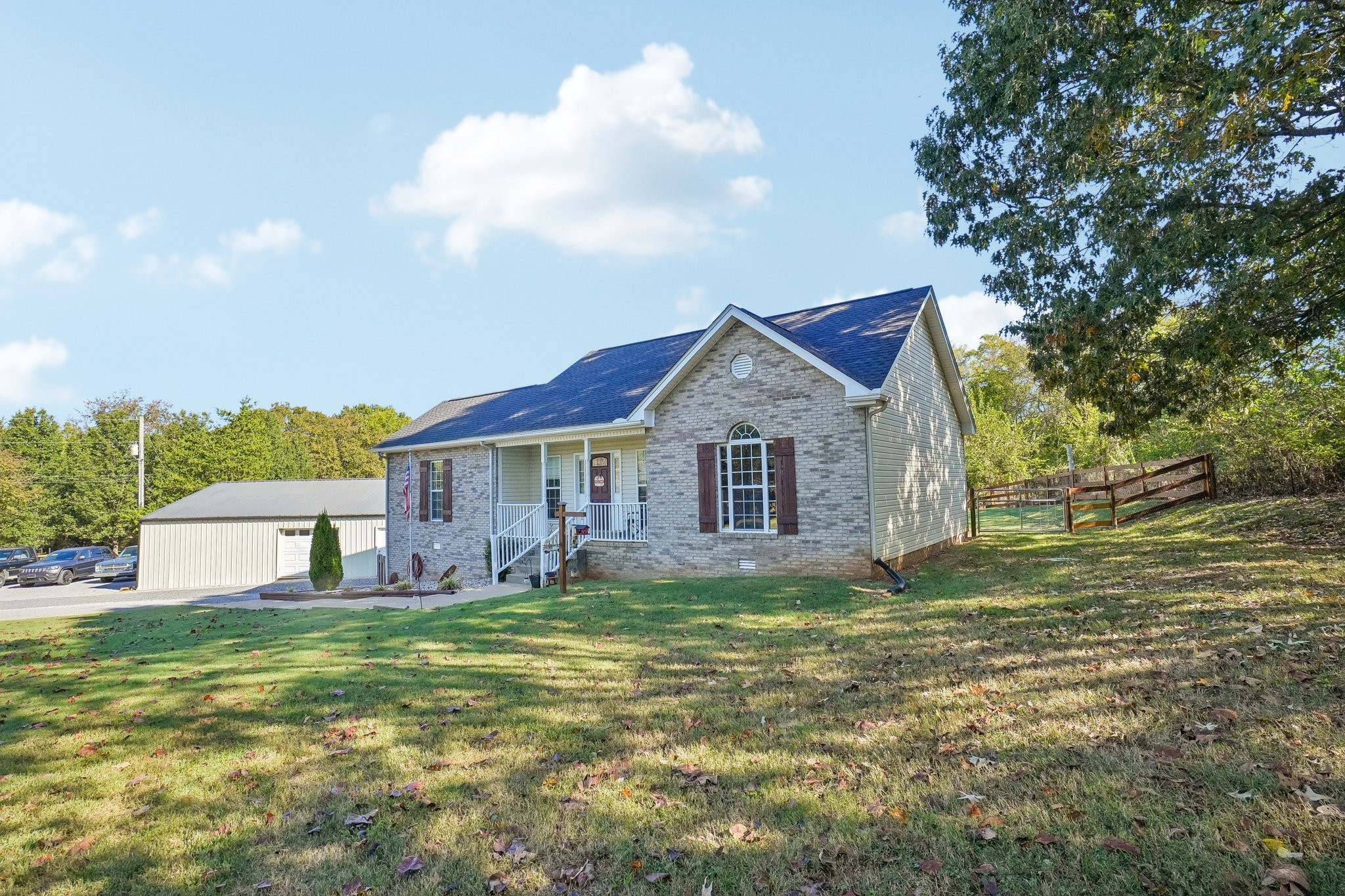 5730 Lakeview Rd Property Photo 6