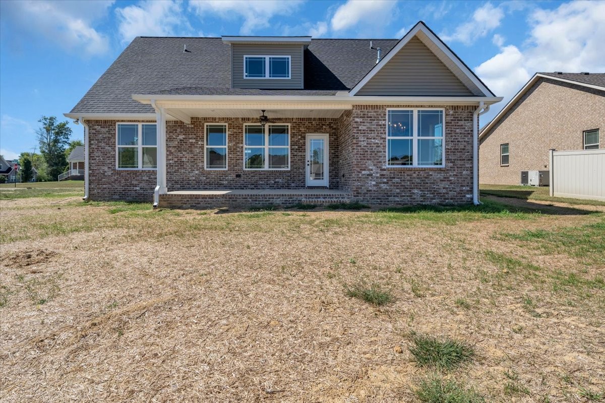 18 Daffodil Dr Property Photo 3