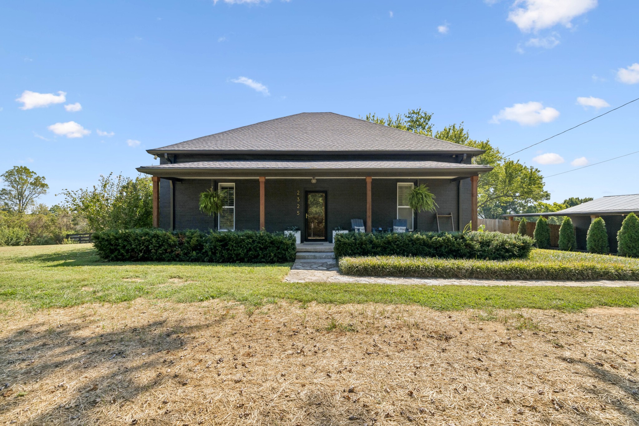 2325 Lewisburg Pike Property Photo 3