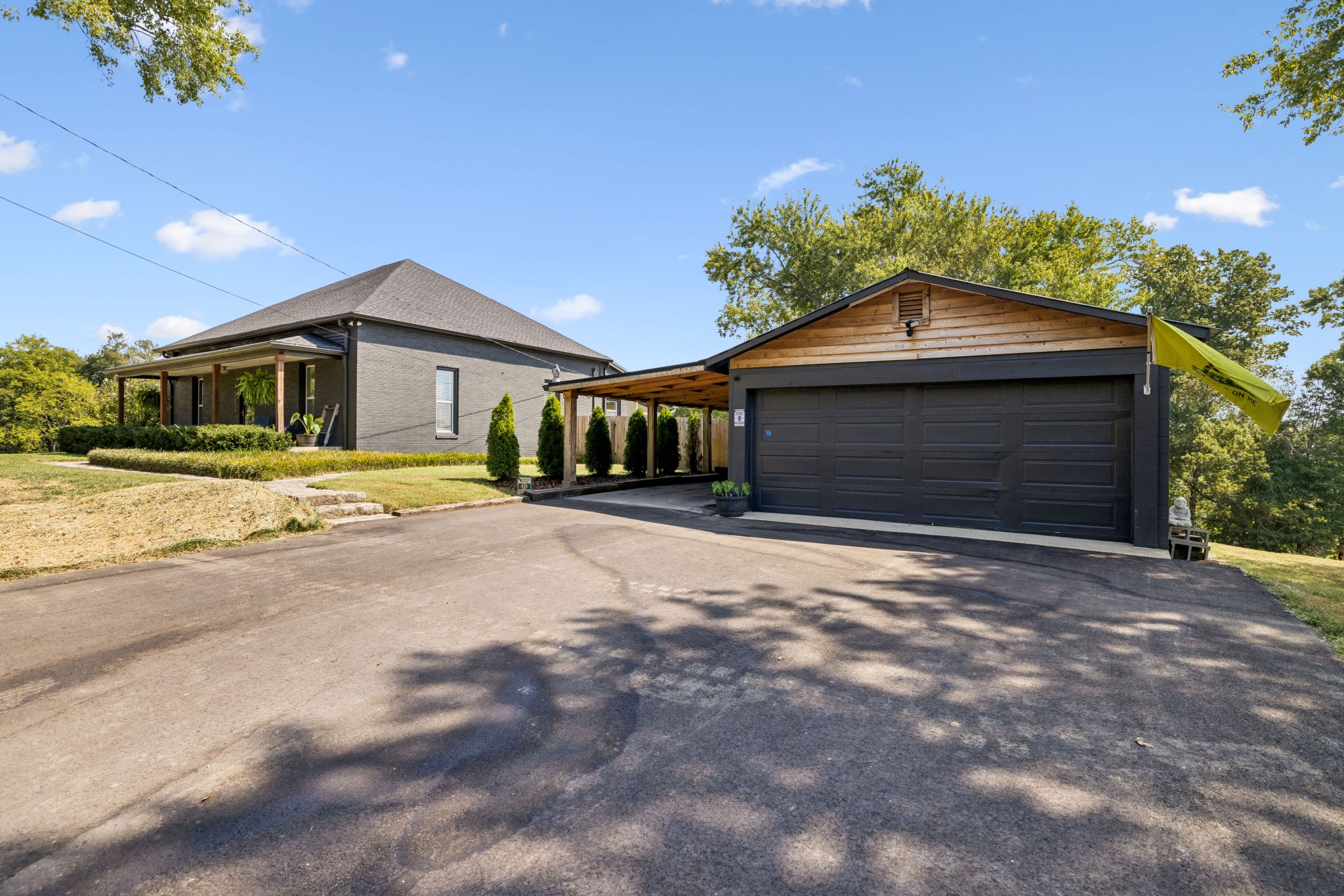 2325 Lewisburg Pike Property Photo 4