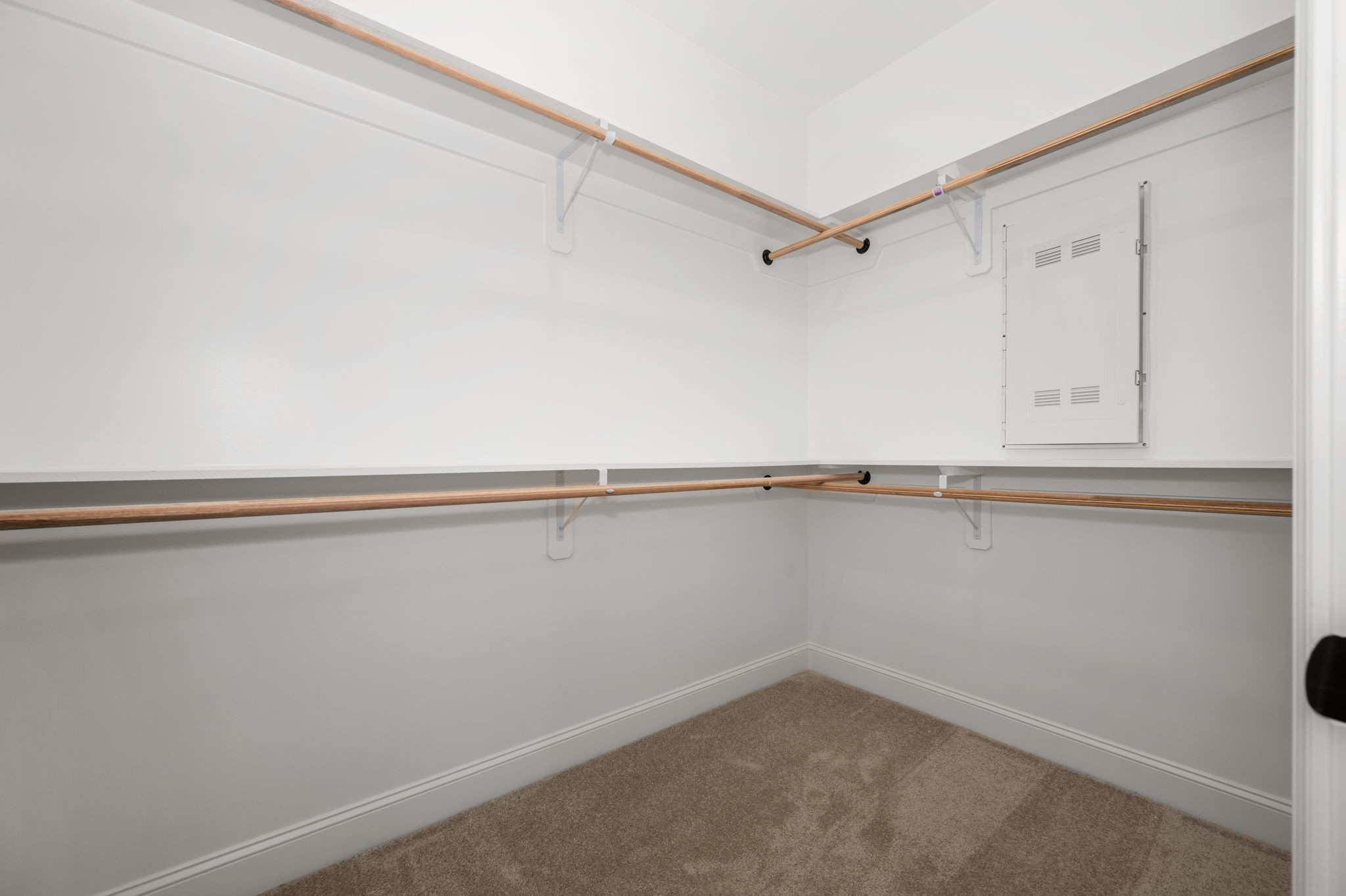 512 Rohan Drive Property Photo 11