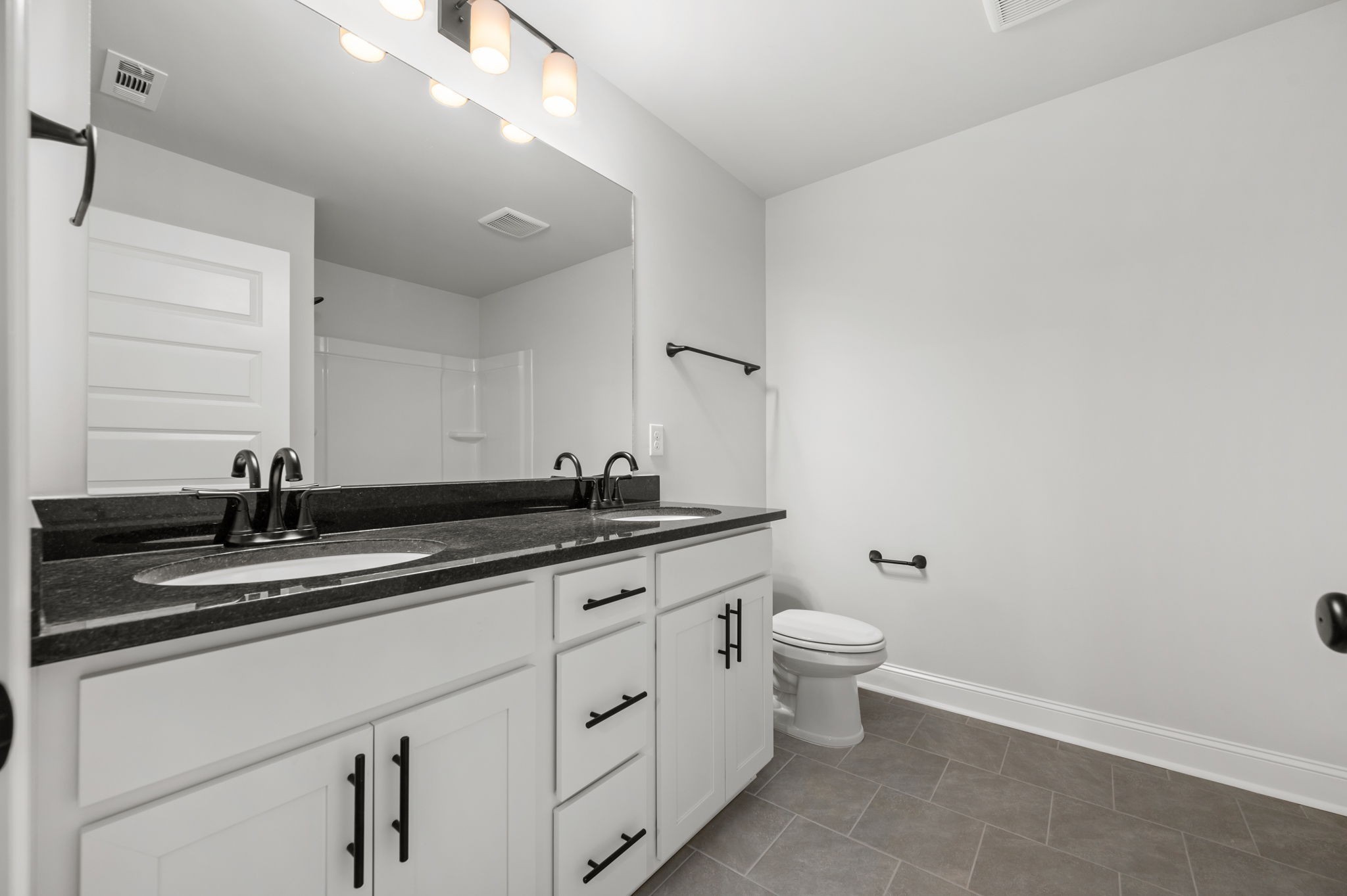 512 Rohan Drive Property Photo 22