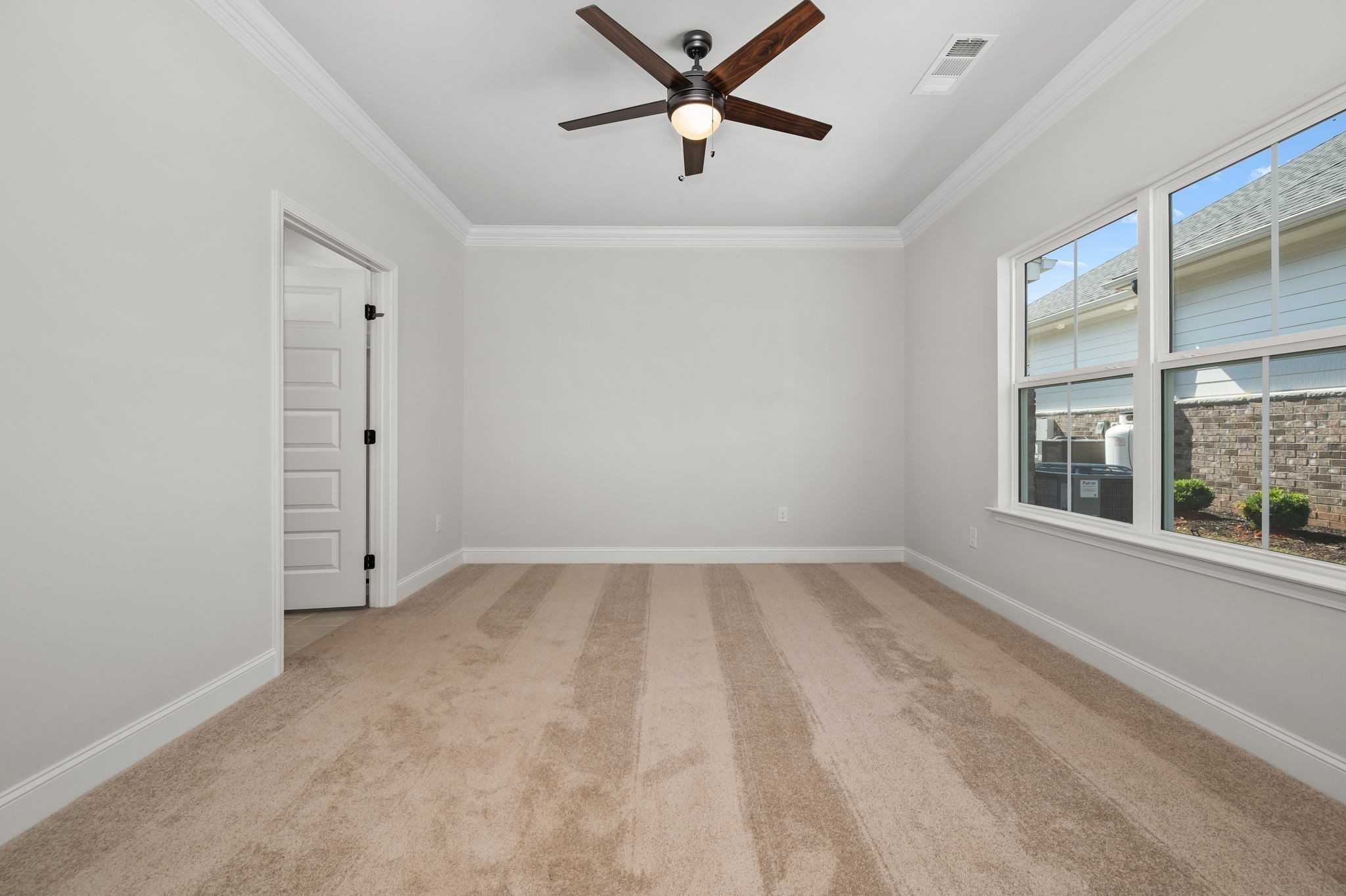 529 Rohan Drive Property Photo 11