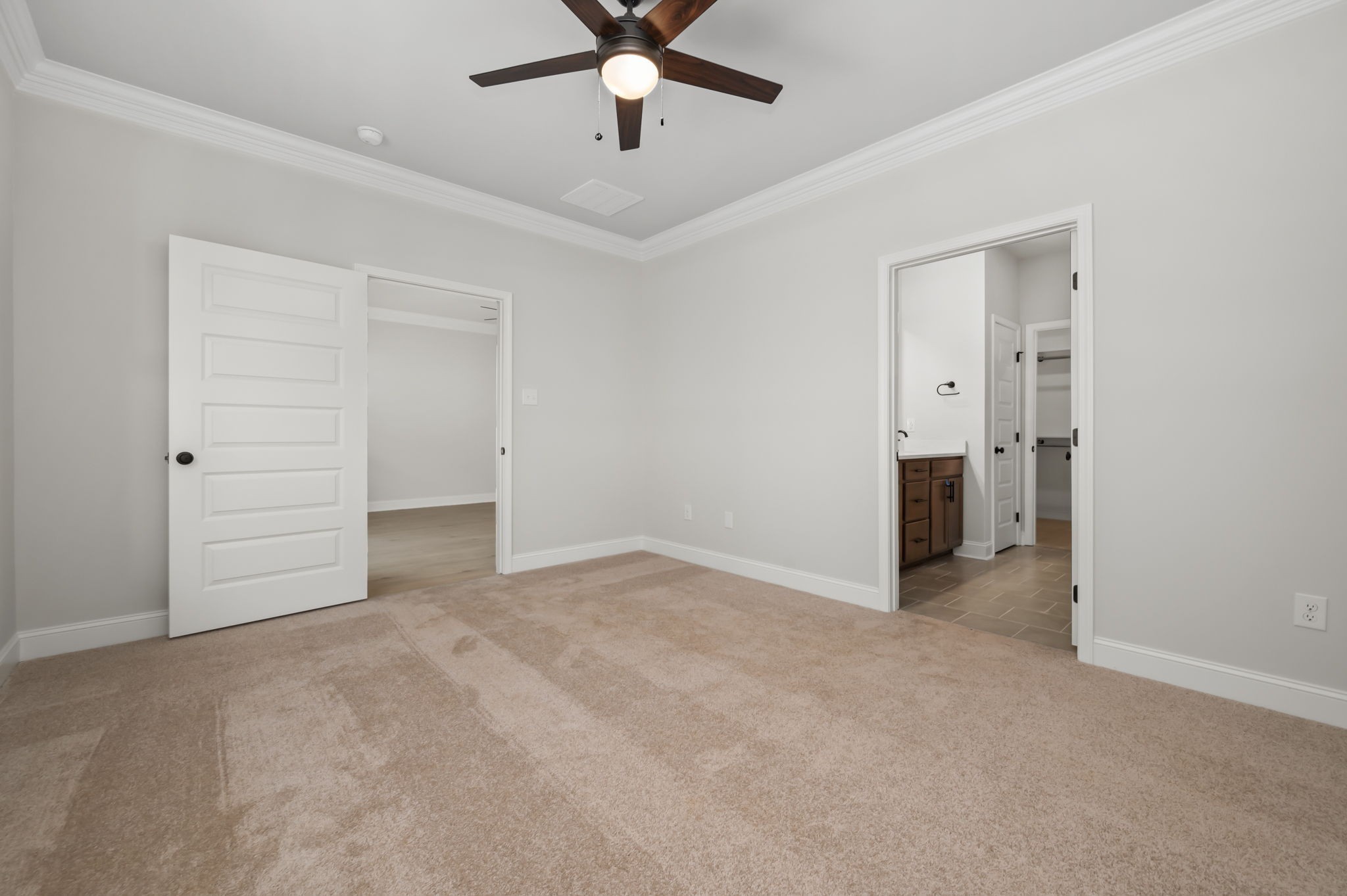 529 Rohan Drive Property Photo 12