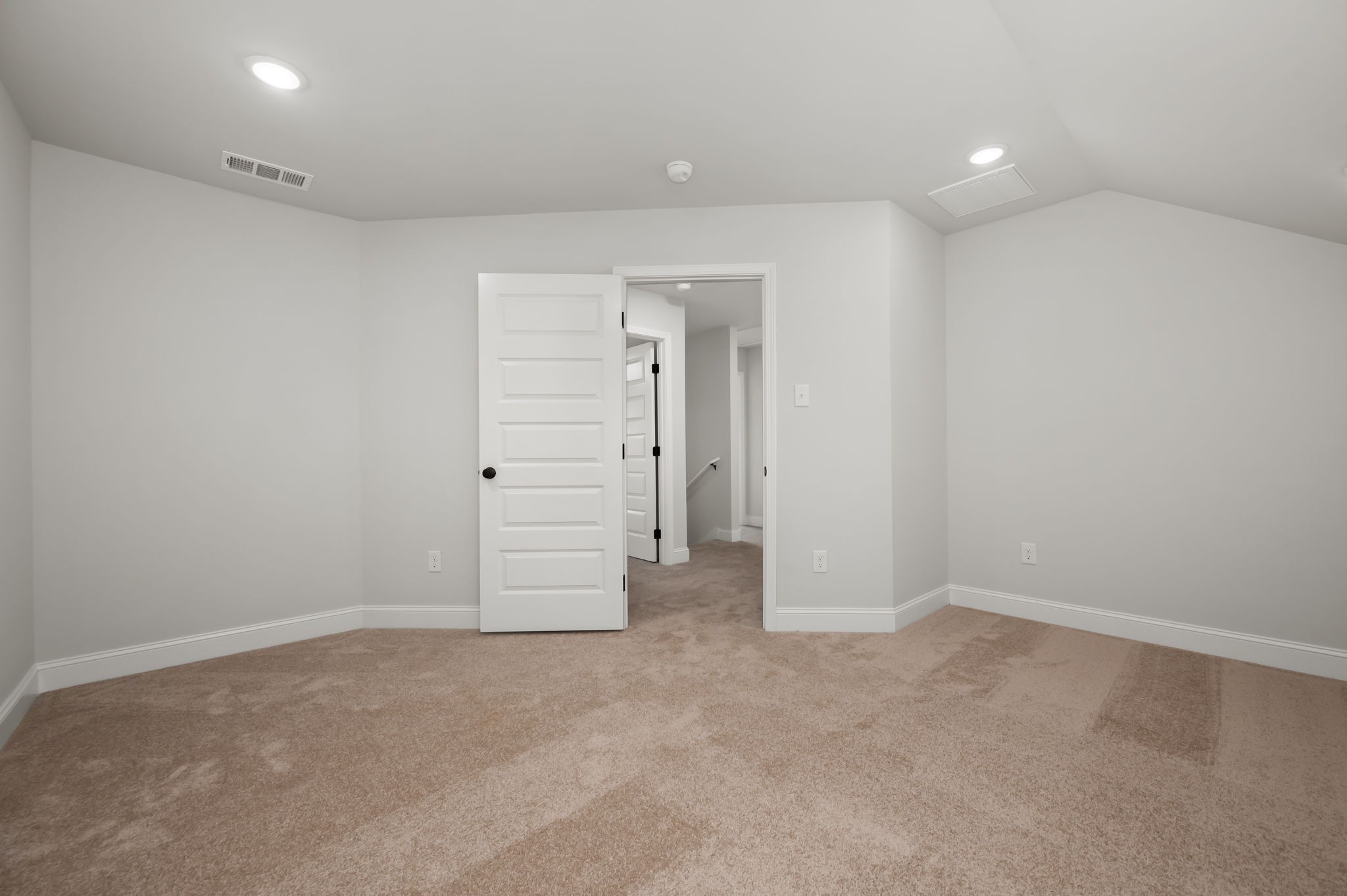 529 Rohan Drive Property Photo 19