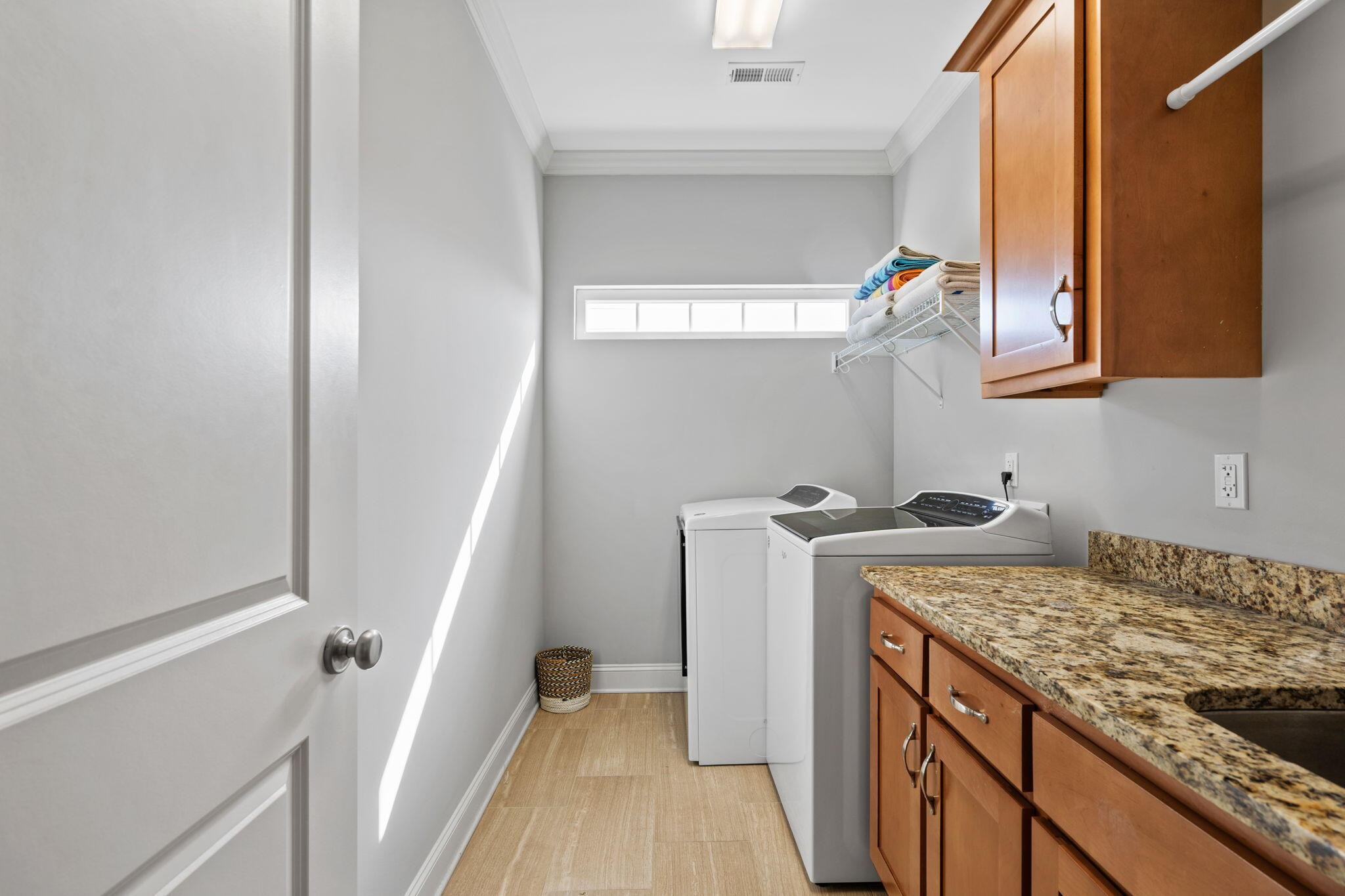 102 W 19th Street Property Photo 29