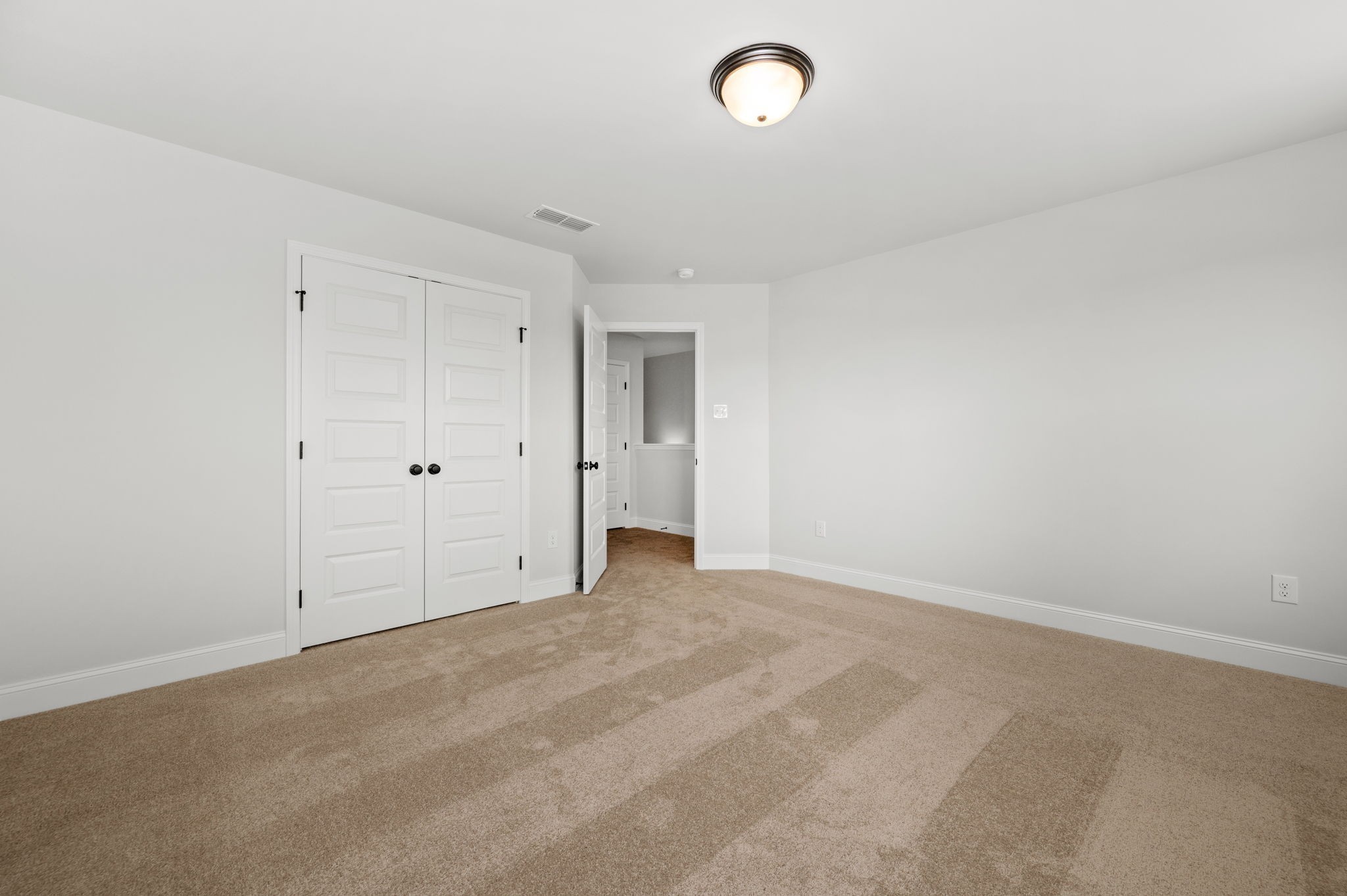 523 Rohan Drive Property Photo 17